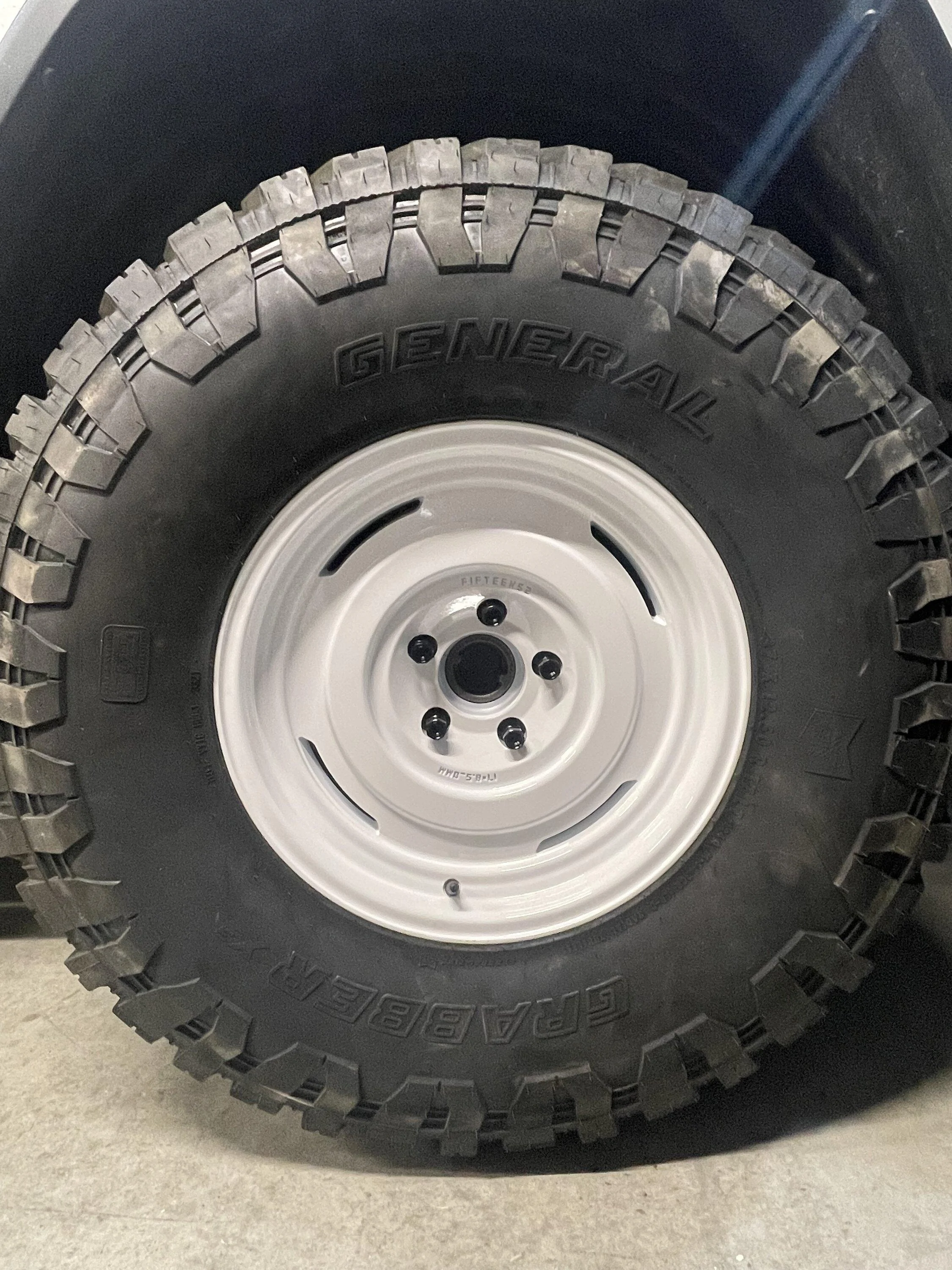 Jeep Gladiator Help with aftermarket lug nuts please! IMG_4142