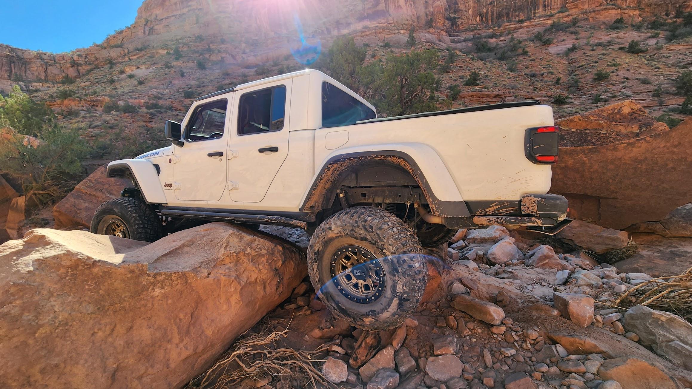 Jeep Gladiator Lets see all those Gladiators with lifts and bigger tires! 20221013_112811