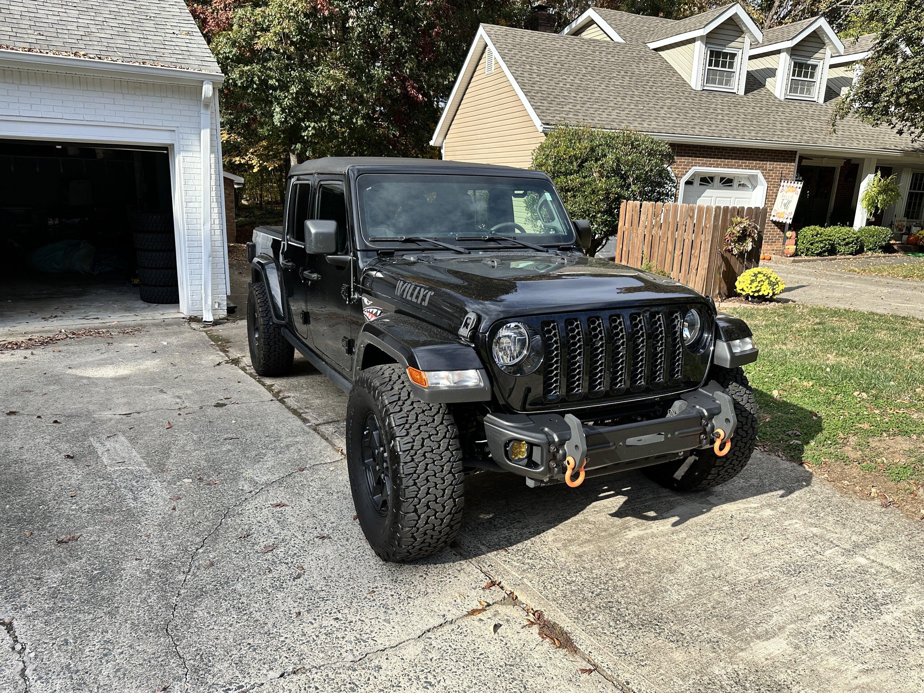 Jeep Gladiator 35s and No Lift Thread 20221028_194130274_iOS