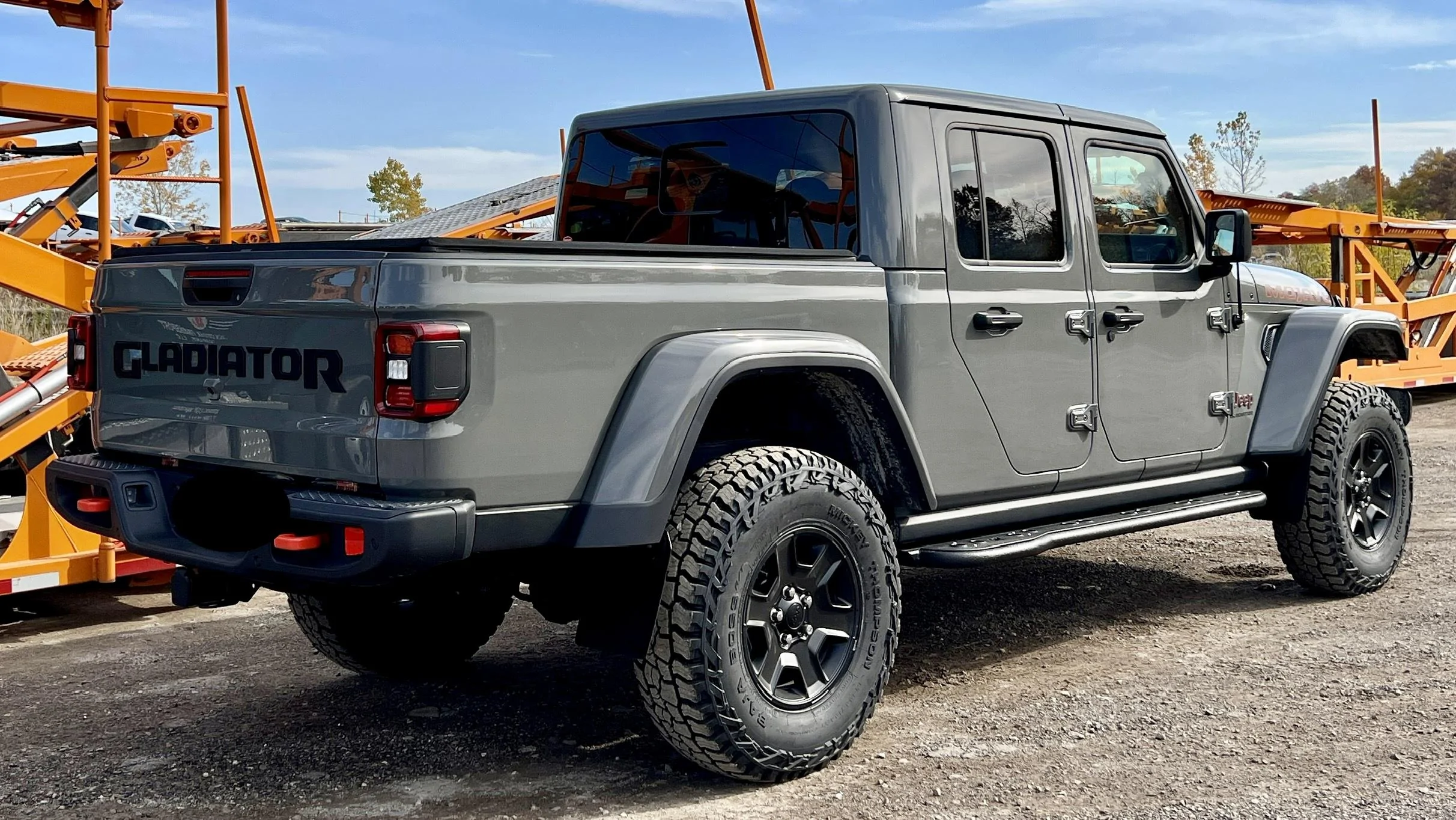Jeep Gladiator STING GRAY Gladiator JT Club D5012B02-8138-4A6D-B702-D42C6F150015