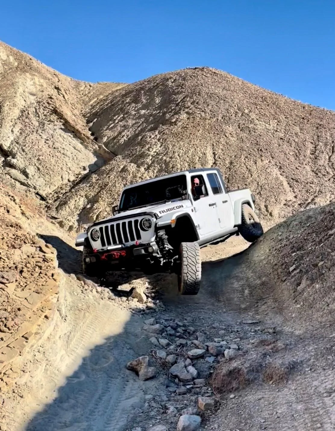 Jeep Gladiator Gladiator Glamour Shots Gladiator_Mojav