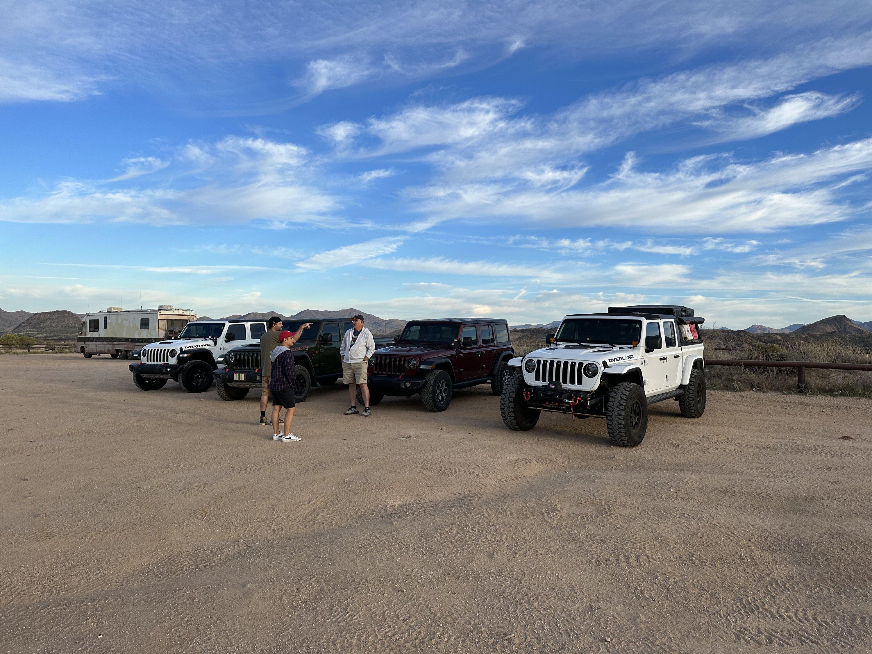 Jeep Gladiator Doing a meet up on Sat at 9am 09/10 5B80CD40-13A9-4B74-8656-01AC5288C7AC