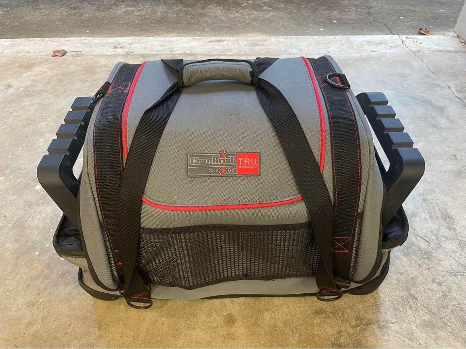 Jeep Gladiator Portable Grill2Go and Carry Case $150 3