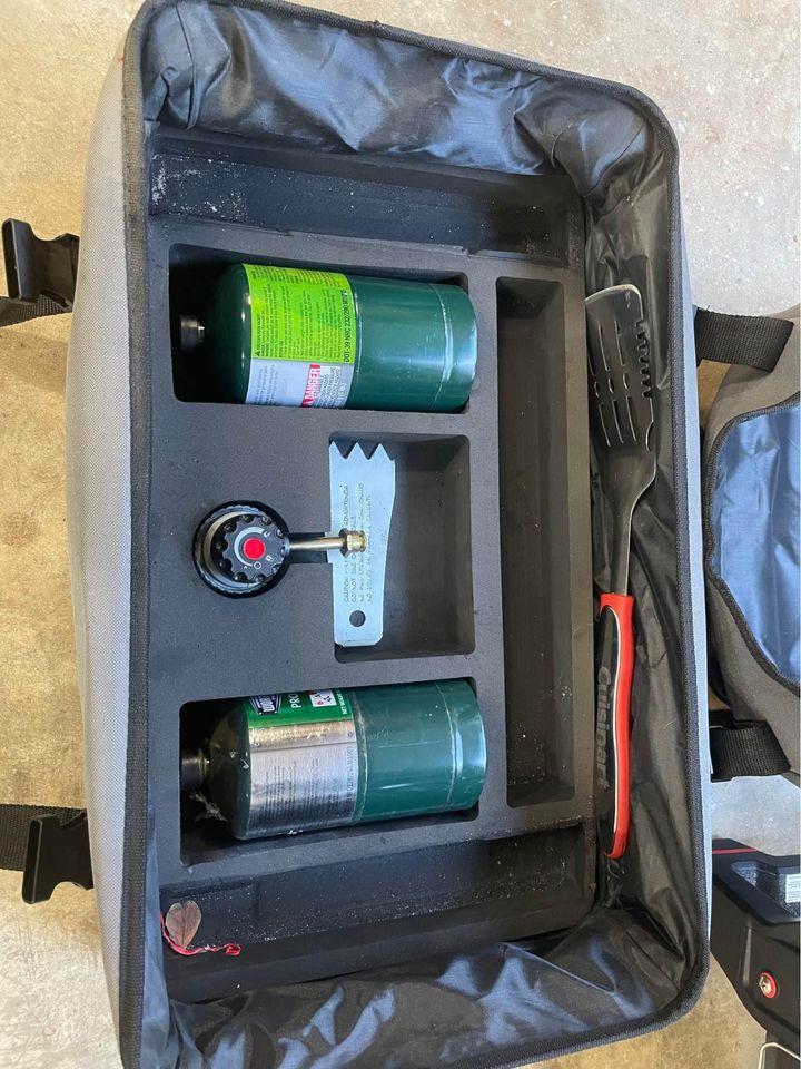 Jeep Gladiator Portable Grill2Go and Carry Case $150 6