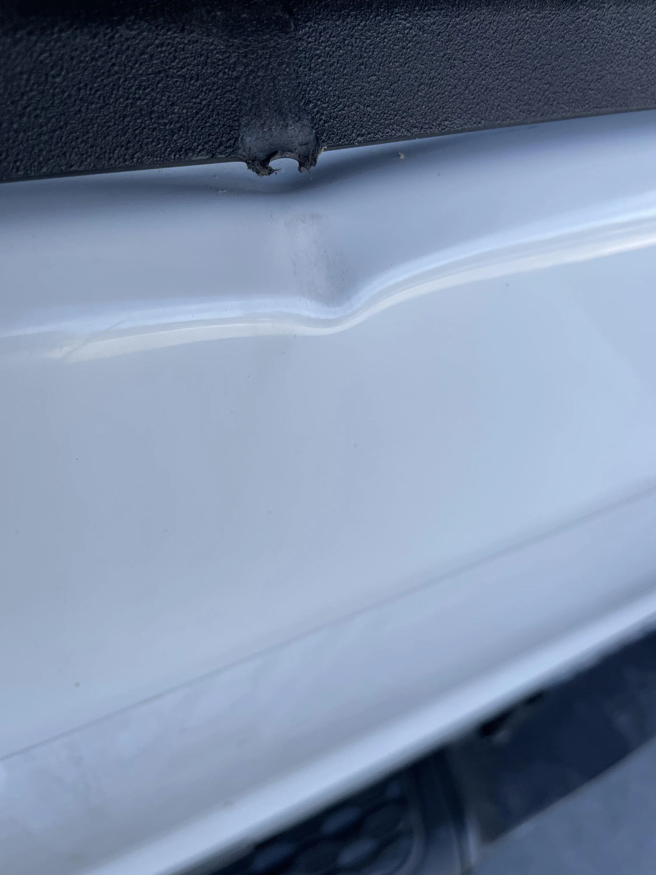 Jeep Gladiator Tailgate replacement.... most likely 2DD53777-4769-499F-9BEE-E44657AA14BF