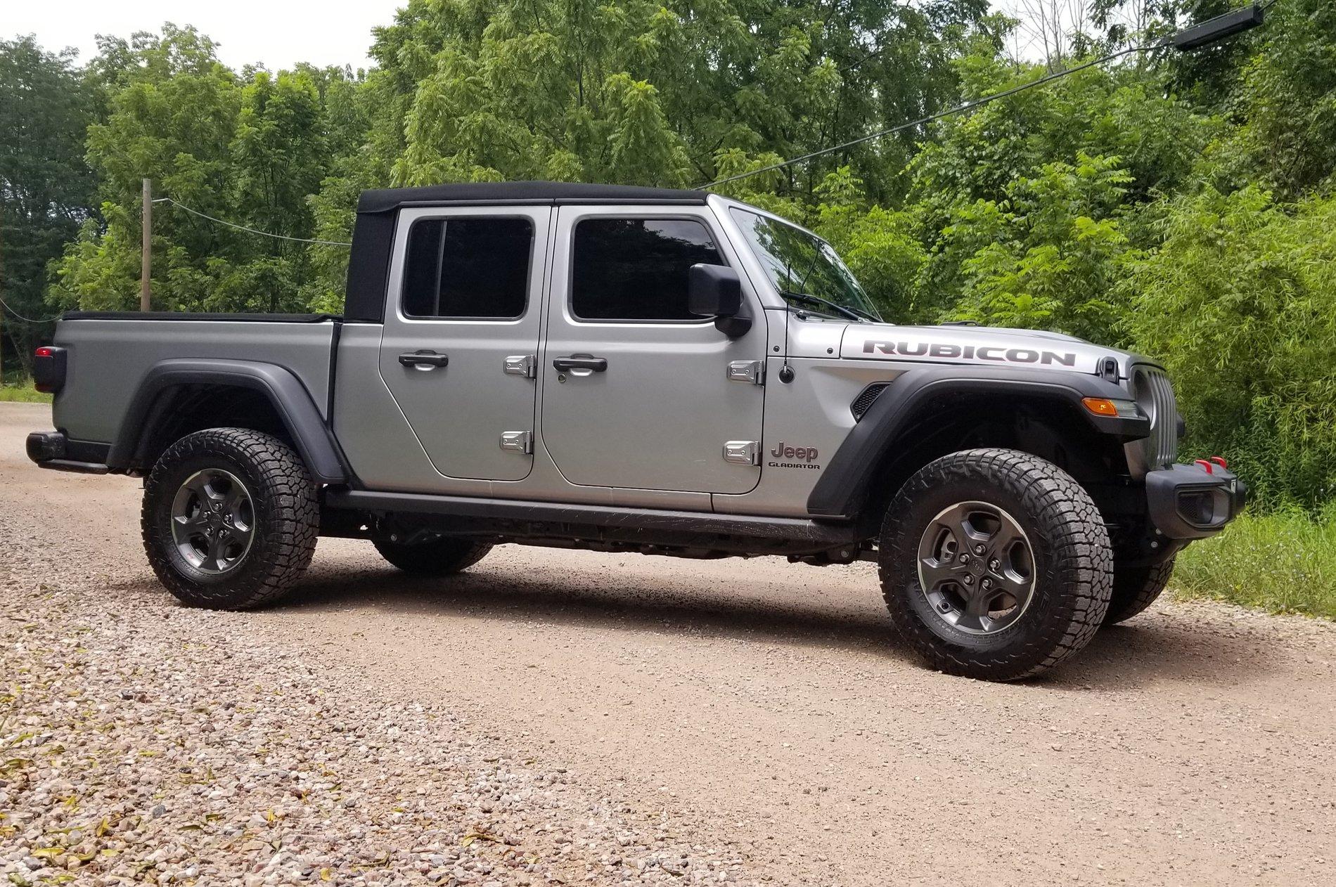Jeep Gladiator BILLET SILVER Gladiator JT Club Gladiator 1