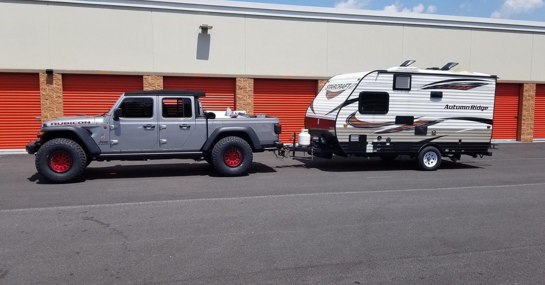 Jeep Gladiator BILLET SILVER Gladiator JT Club Gladiator Camper