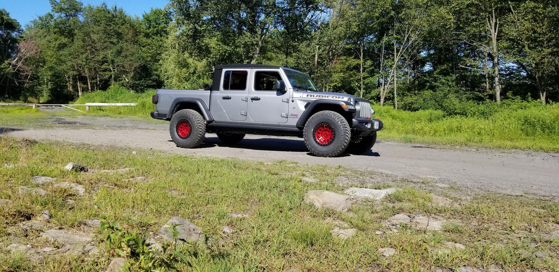 Jeep Gladiator BILLET SILVER Gladiator JT Club Gladiator