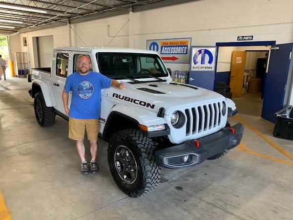 Jeep Gladiator Took Delivery of Your JT? Sign in Here! i-6ZBHn9f-M