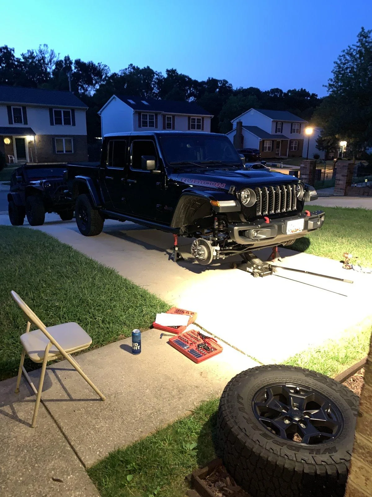 Jeep Gladiator BLACK Gladiator JT Club 213C34F6-1EF4-4CEB-9D4B-EC483EB2C5B5