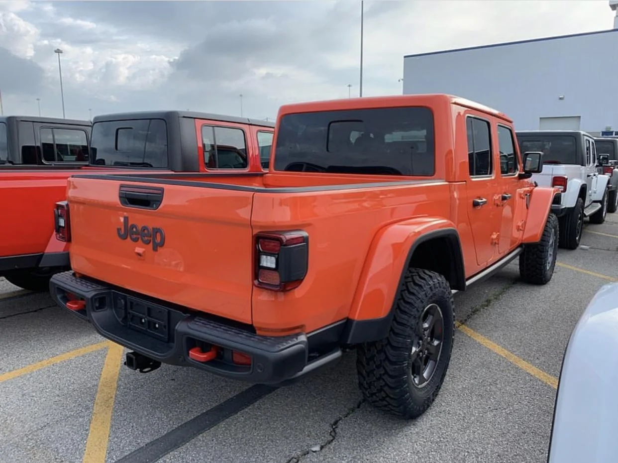 Jeep Gladiator PUNK'N Gladiator JT Club F915F7FD-C2FF-4729-B321-7A761F9005DF