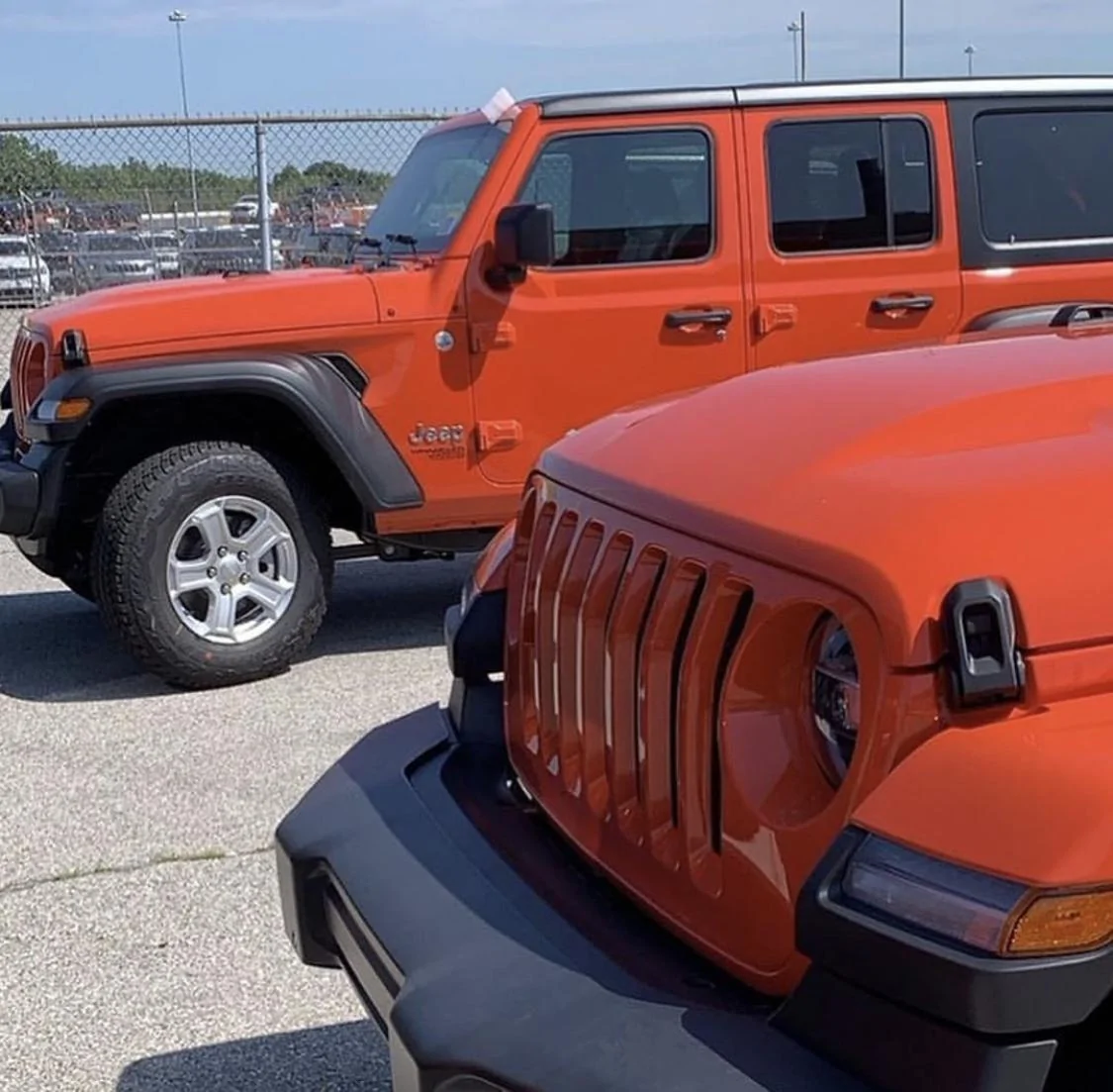 Jeep Gladiator First Punk'n Gladiators have rolled off assembly line 0FC01E92-4540-40B5-85E1-916C02FC64F8