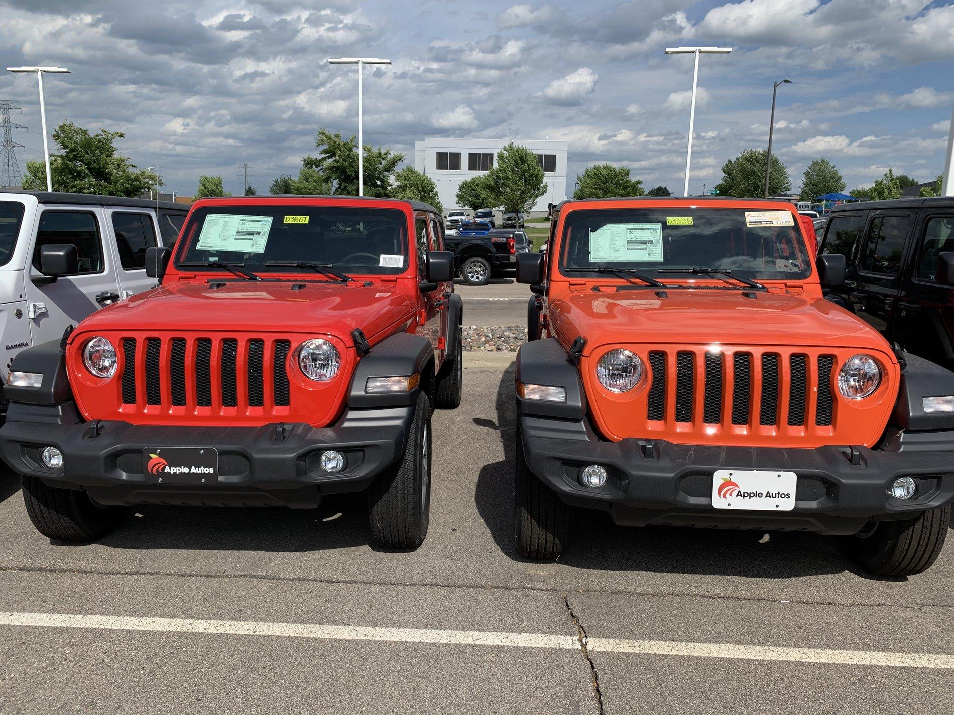 Jeep Gladiator First Punk'n Gladiators have rolled off assembly line 2B23AC00-1E32-4184-9289-9671FC473233