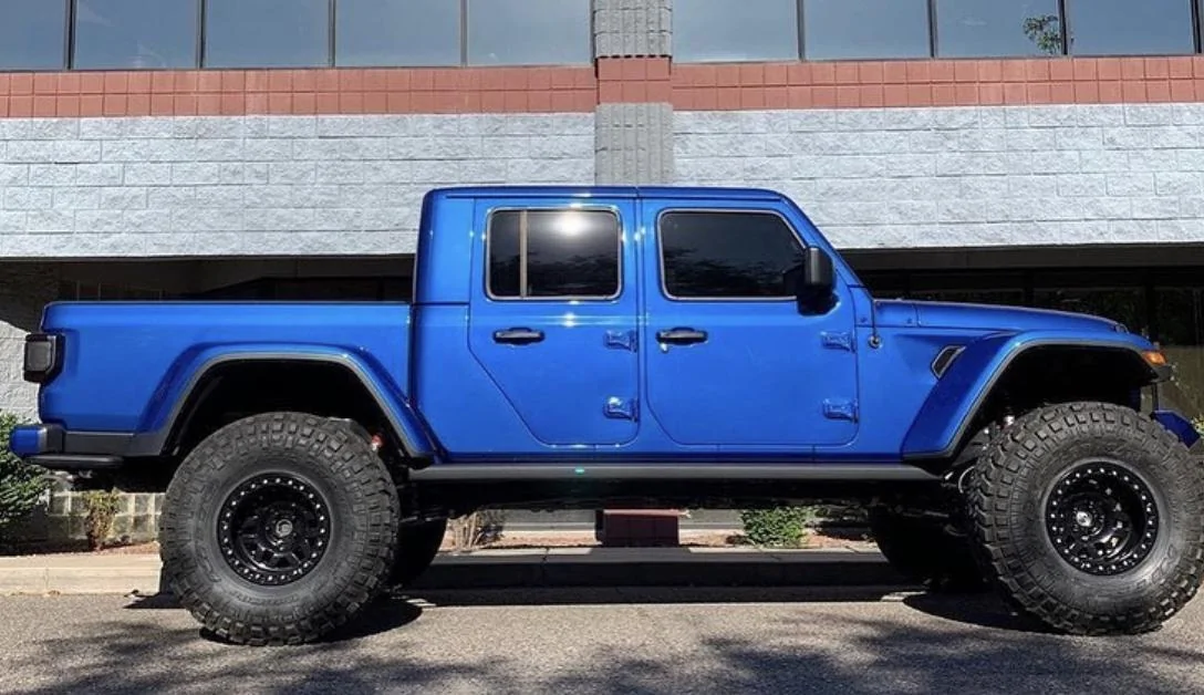 Jeep Gladiator HYDRO BLUE PEARL Gladiator JT Club A613B11A-3D42-484A-895B-C2296FAB4986
