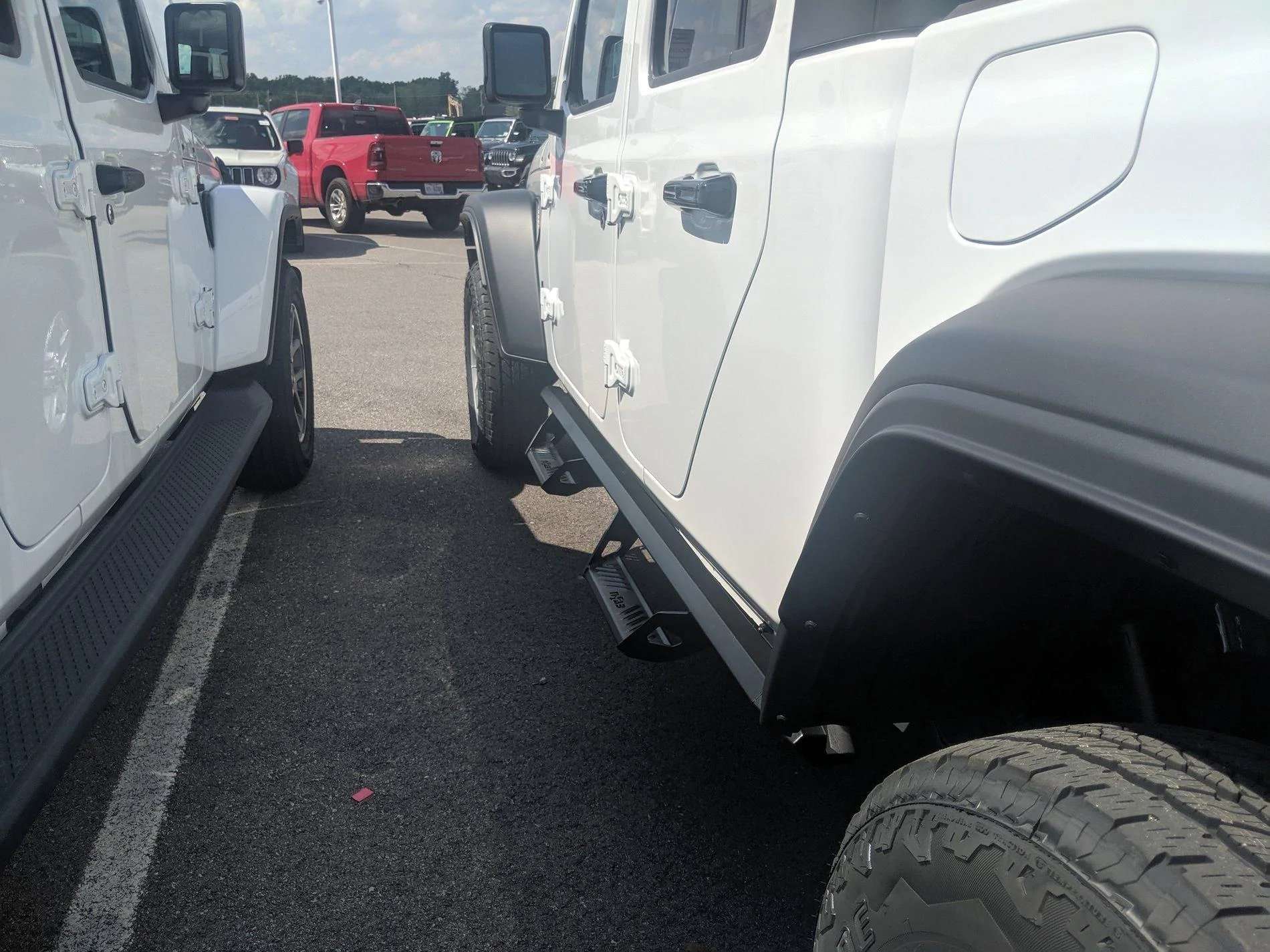 Jeep Gladiator N- Fab Predator Steps! MVIMG_20190819_153444