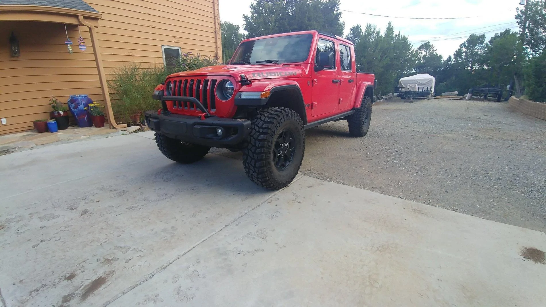 Jeep Gladiator Gladiators on Mopar 2" Lift Kit 0810191857a