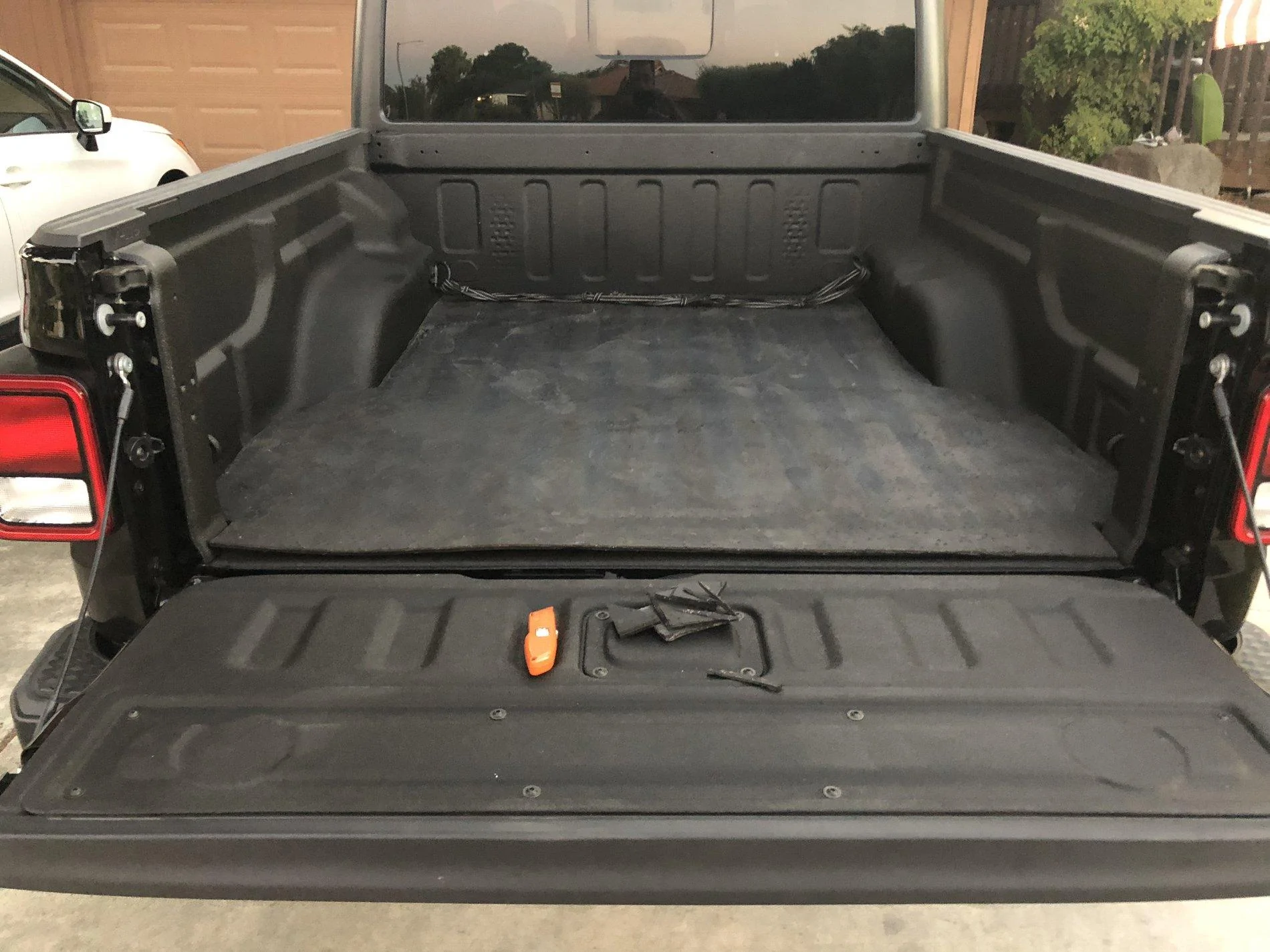 Jeep Gladiator -- 2020+ Gladiator Picture Game -- 970EF048-5305-4556-AB23-089A6CFE90D8