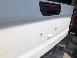 Jeep Gladiator "JEEP" tailgate badge mods? IMG_5665