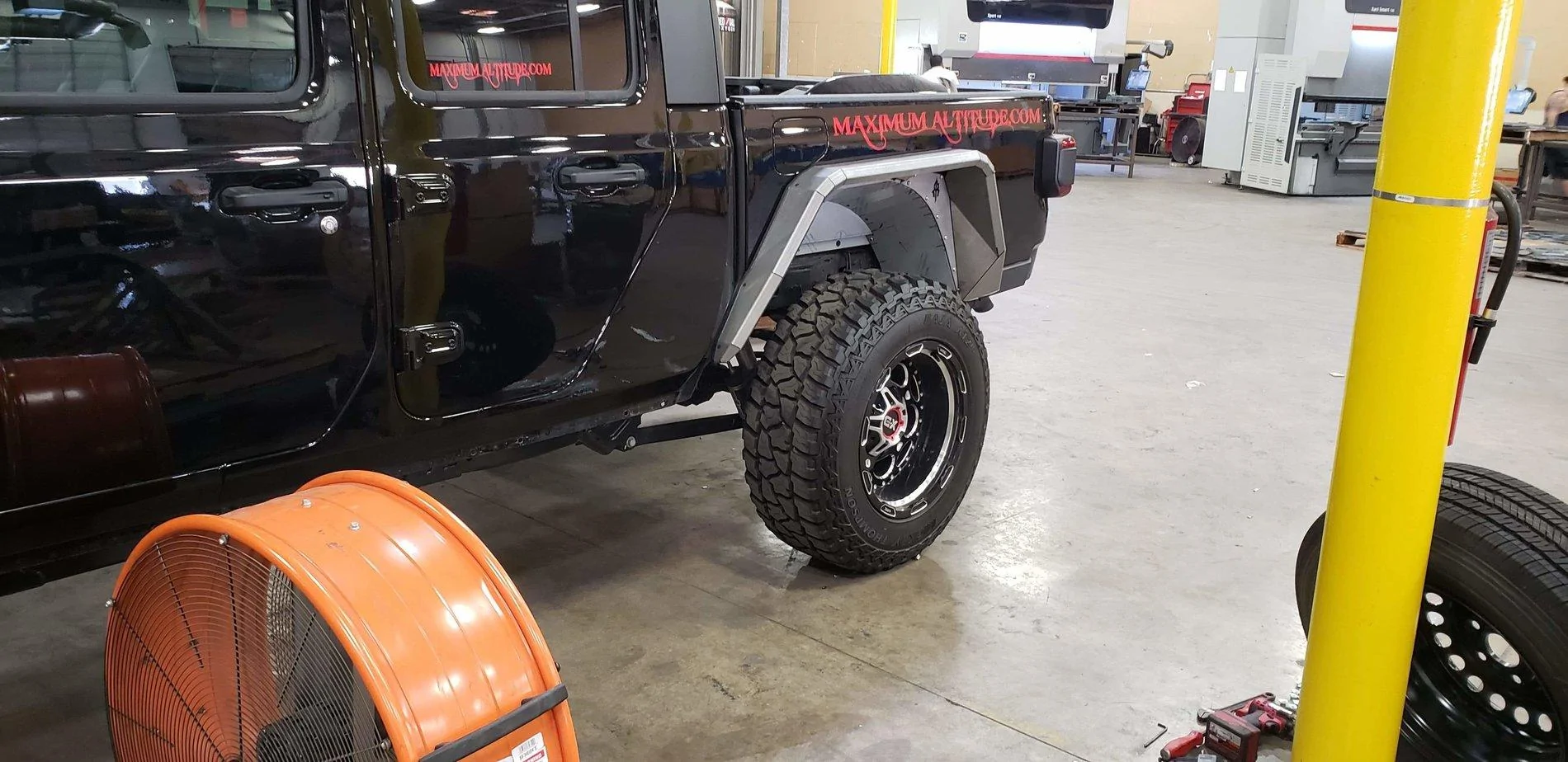 Jeep Gladiator Bumpers/Fenders/Liners Group-Buy received_947785342219288