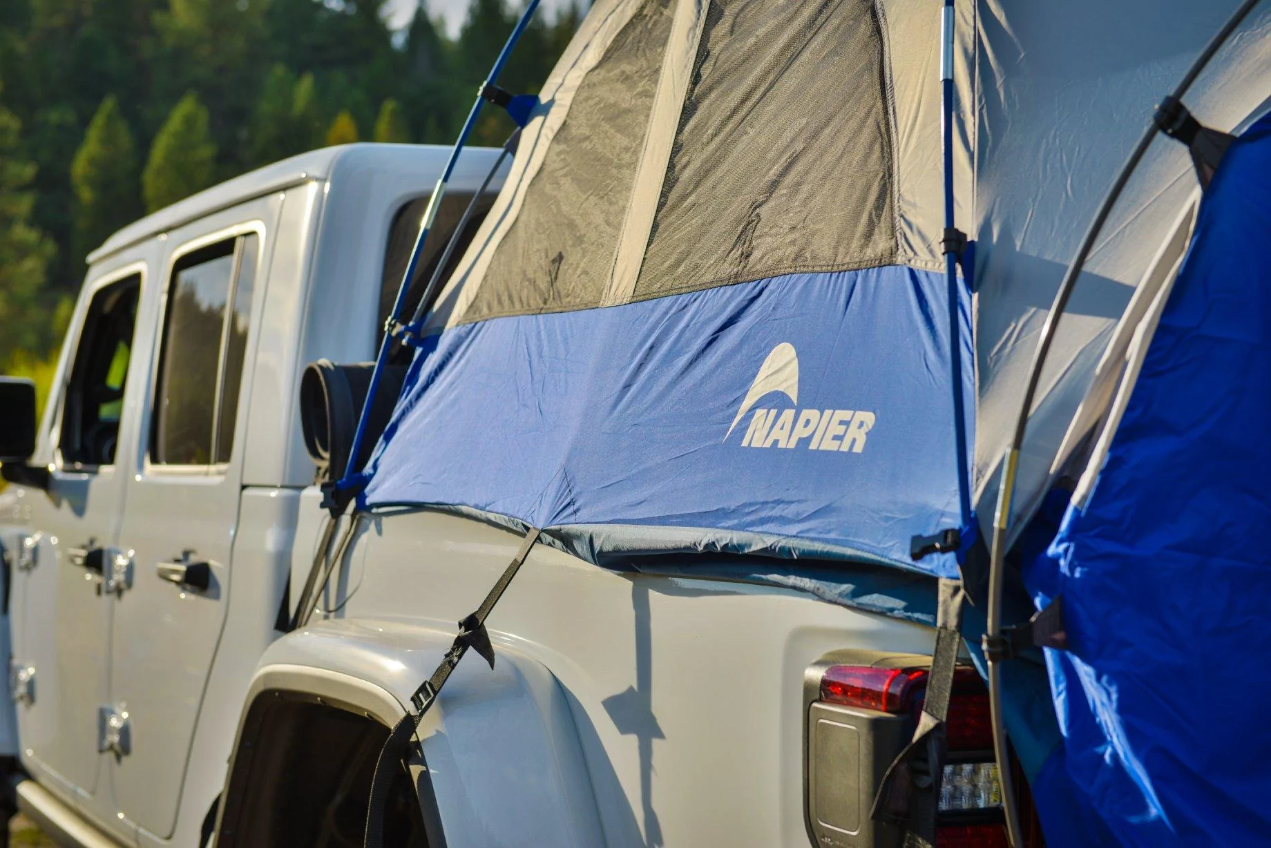 Jeep Gladiator All new NAPIER tents 69003107_10217660572684604_1727002909452795904_o