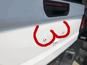 Jeep Gladiator "JEEP" tailgate badge mods? 8-21-2019 5-47-23 AM