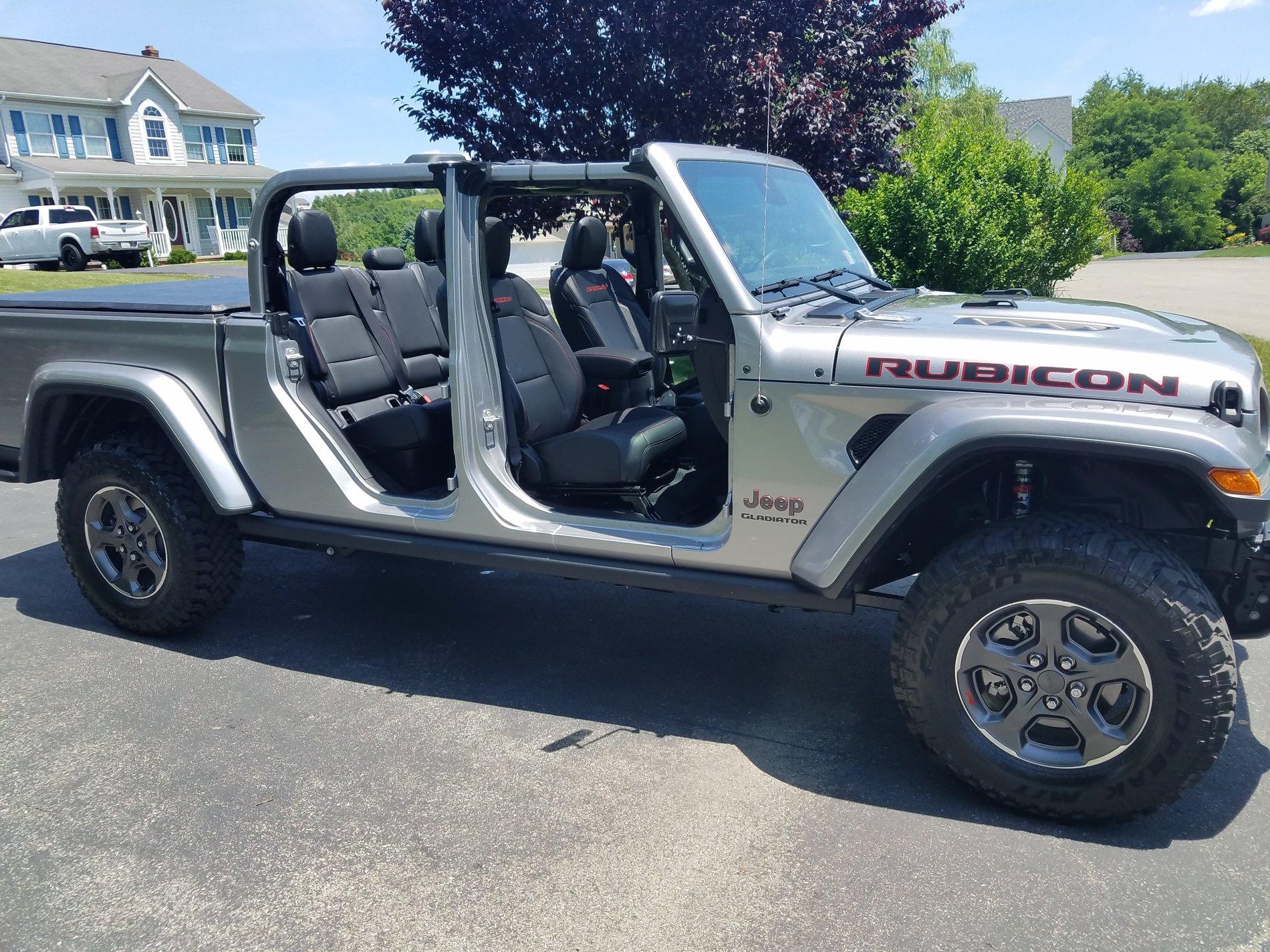 Jeep Gladiator Nude Gladiators (no doors/tops) - pics please 20190622_124959