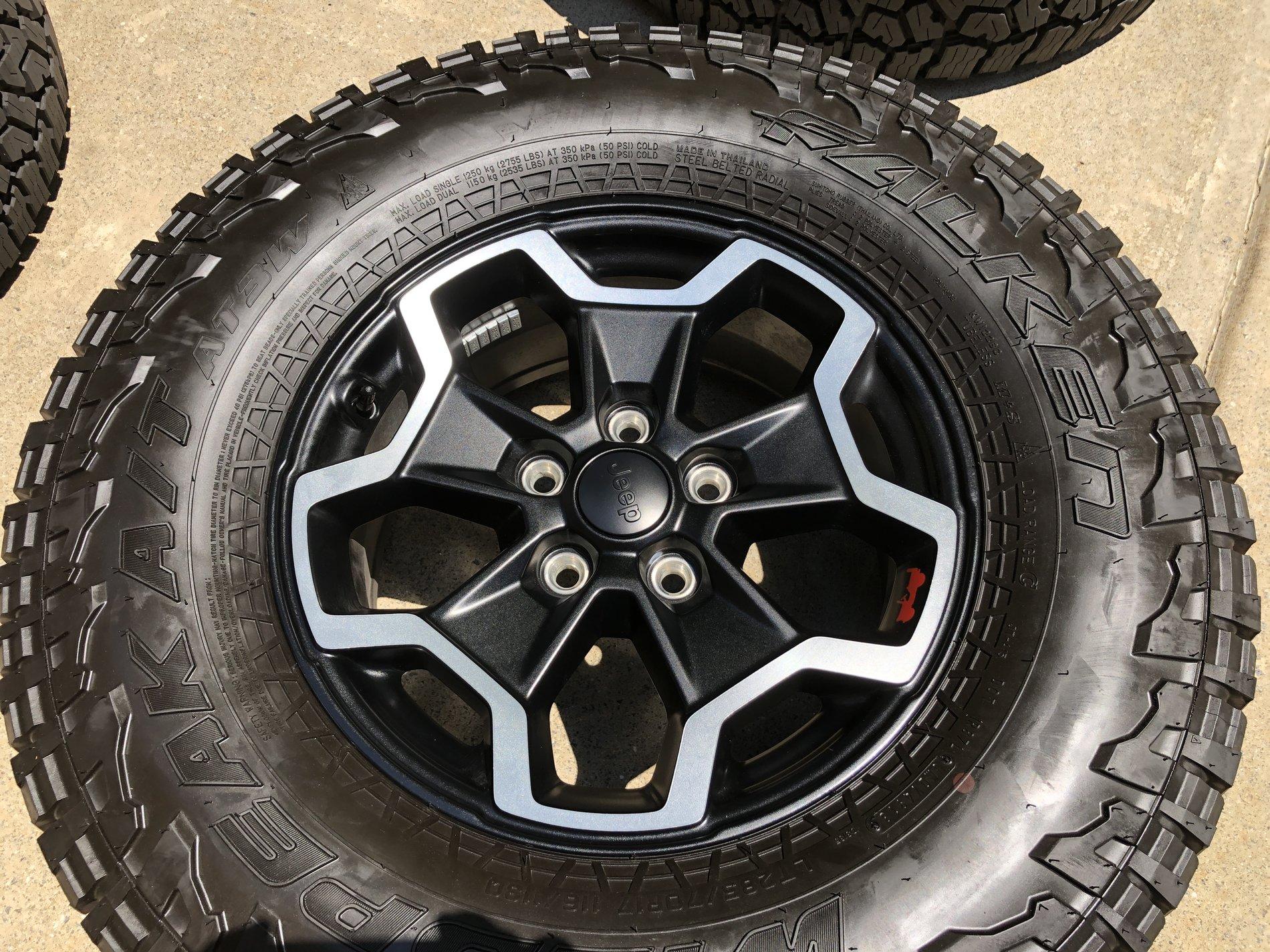 Jeep Gladiator Rubicon Gladiator Polished Wheels - Atlanta area IMG_1850