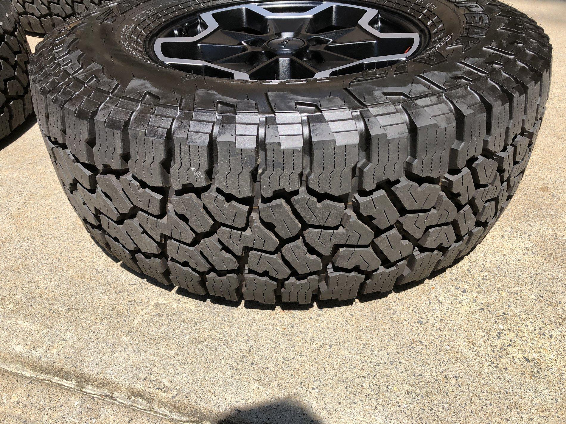 Jeep Gladiator Rubicon Gladiator Polished Wheels - Atlanta area IMG_1855