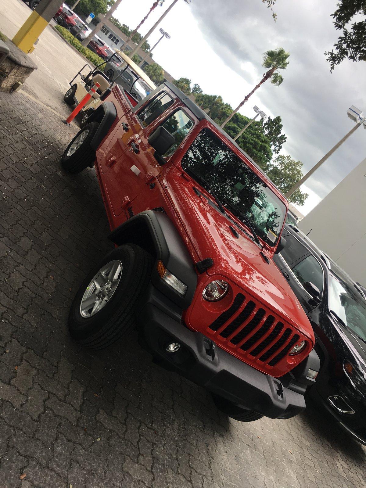 Jeep Gladiator Rubicon tires on Sport S? CE6D298F-D734-4FDB-9695-19763E9DB6DB