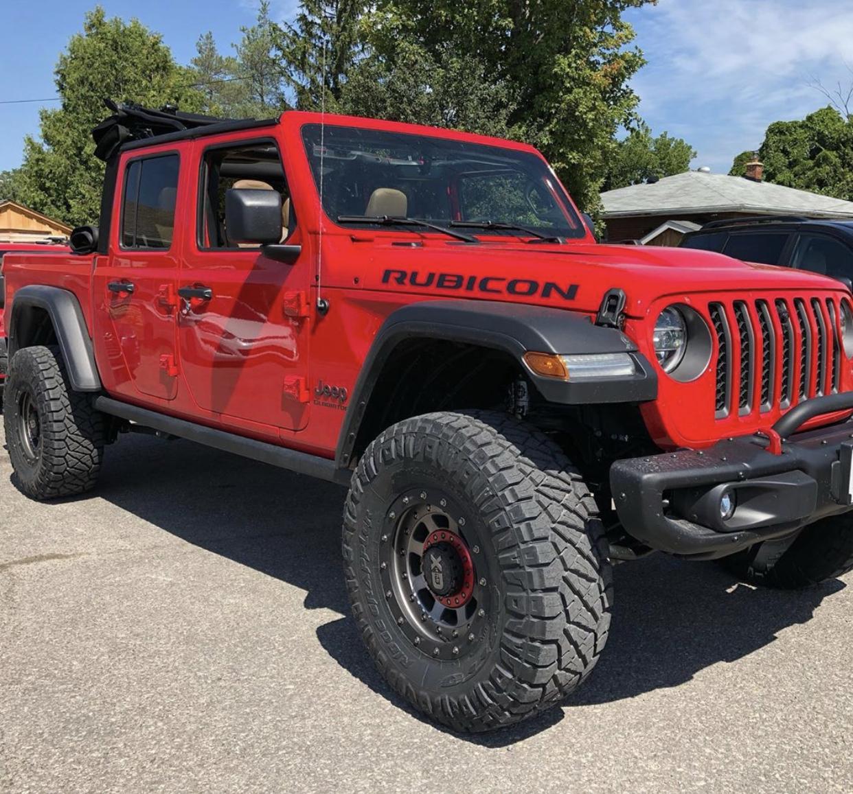 Jeep Gladiator Request: Gladiators with soft tops CAD89FC4-D53A-4CD2-9B7A-6BBB5C993171