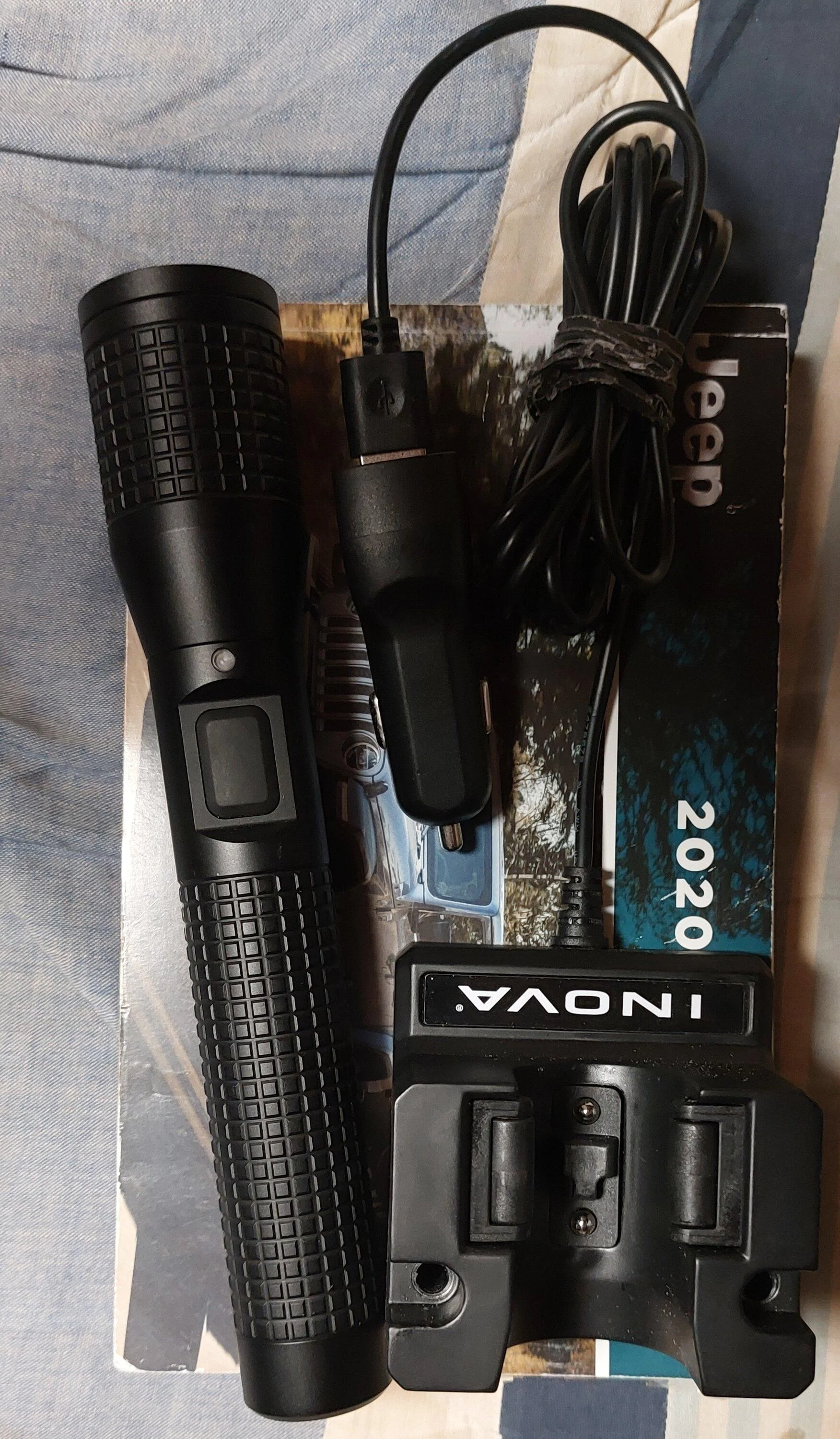 Jeep Gladiator Let's talk Flashlights and Mounts 20221031_215203
