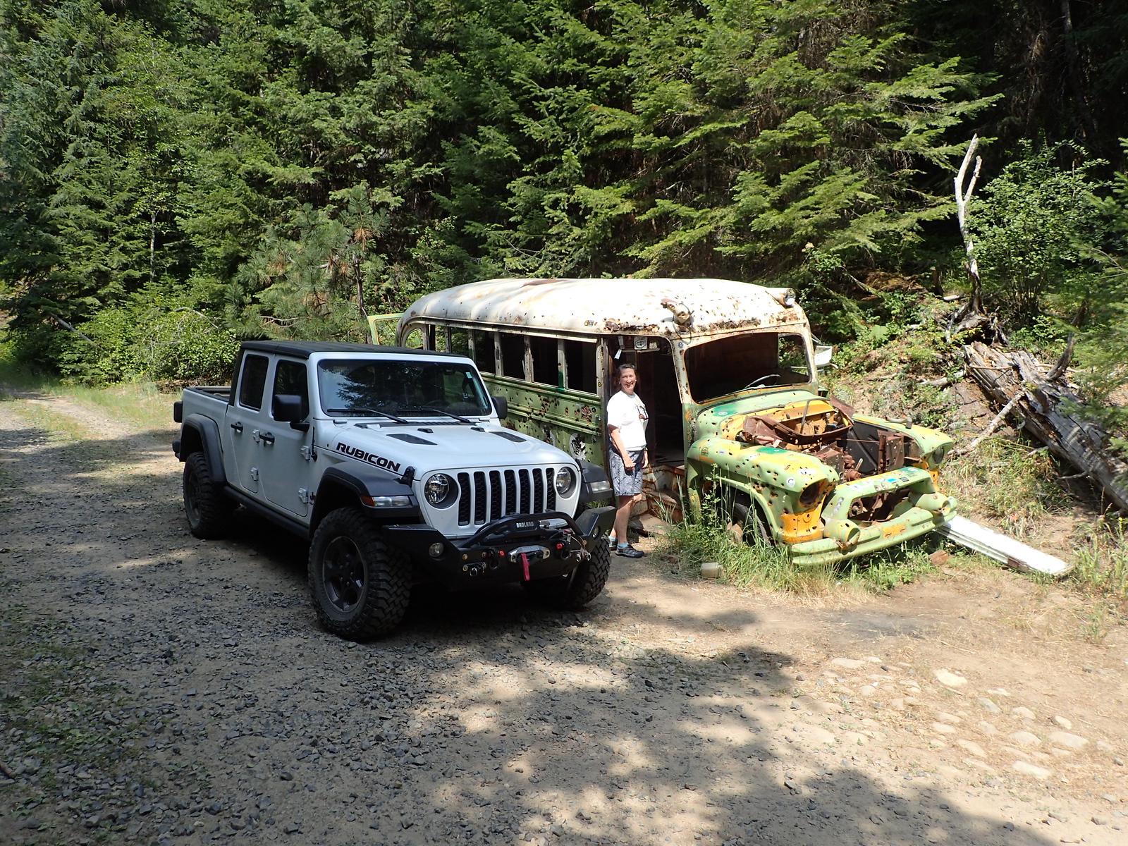 Jeep Gladiator Go, Go, Gladiator! i-gxDnNJD-X3
