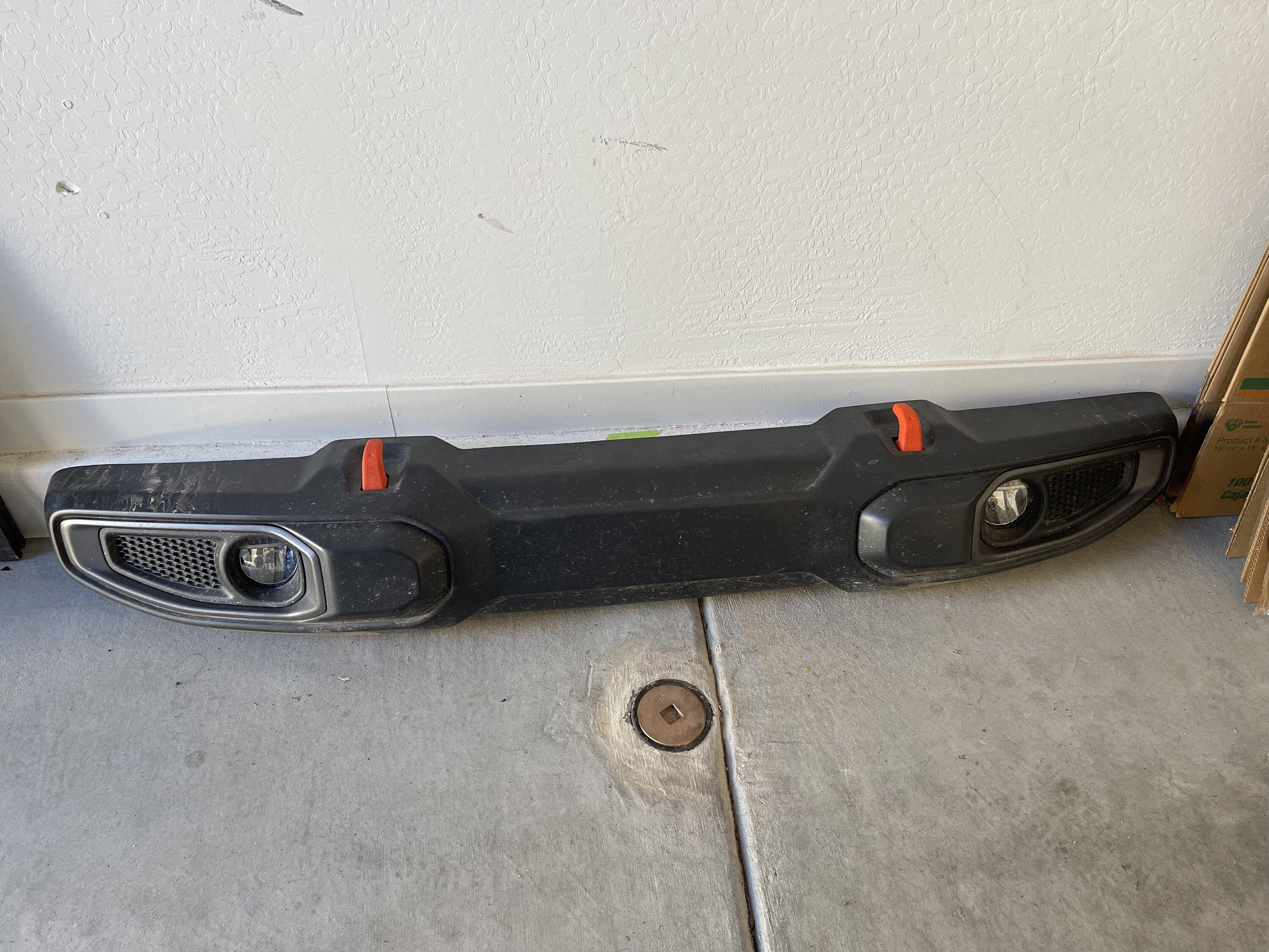 Jeep Gladiator Stock Mojave Front Bumper Plus Accessories Front Bumper