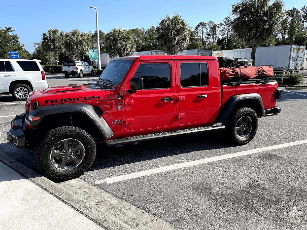 Jeep Gladiator Roof Rack at bed level 1667393780426
