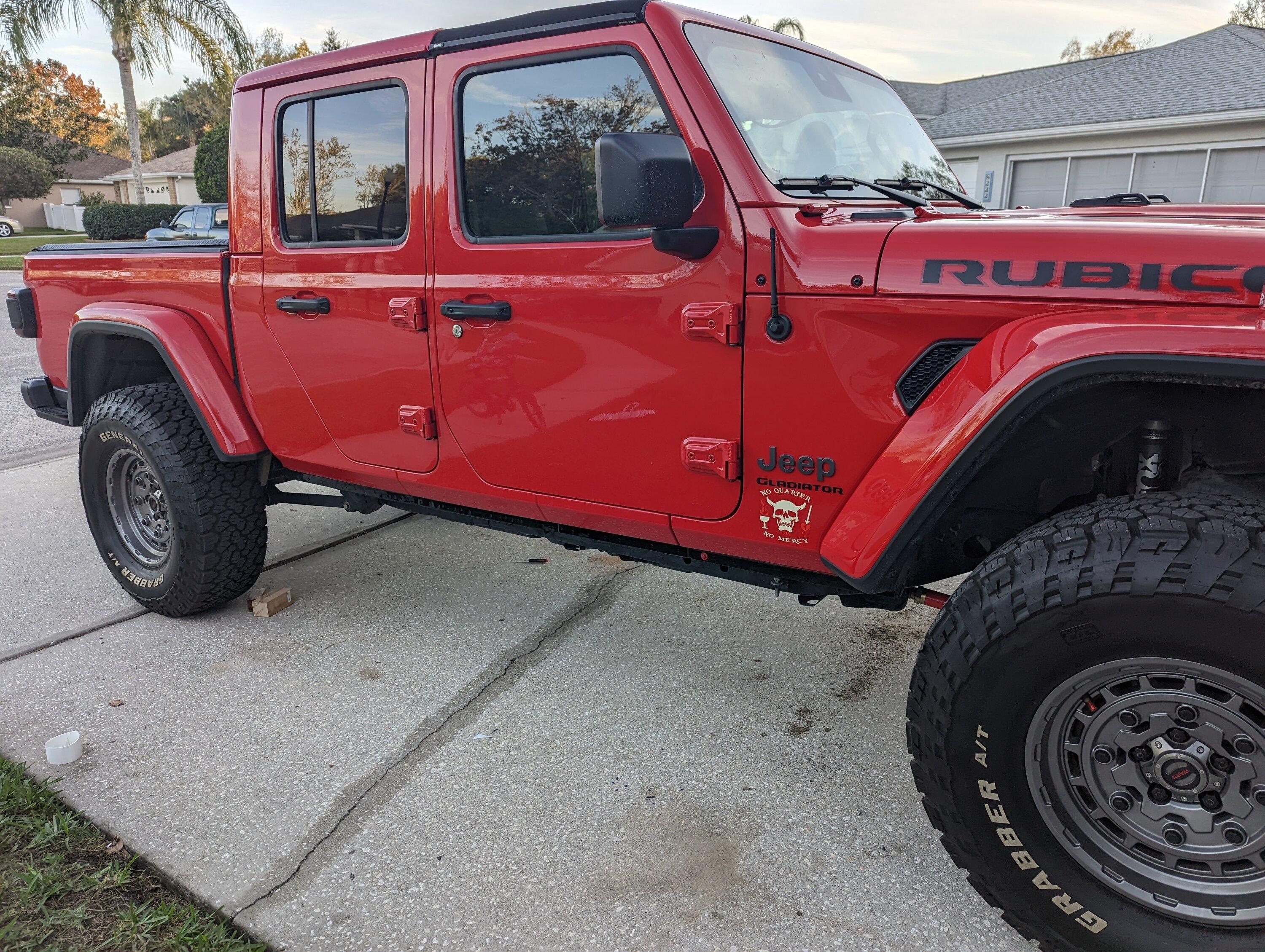 Jeep Gladiator Icon Rock Sliders PXL_20220108_221911866