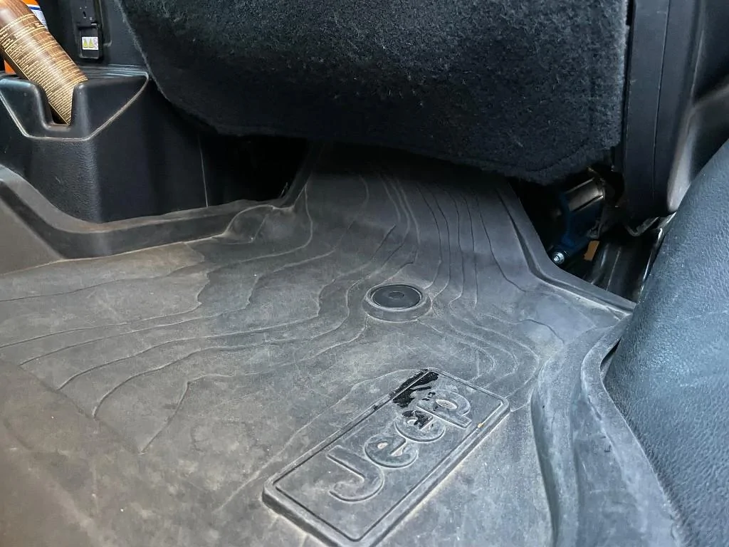 Jeep Gladiator Sting-Gray manual JTR build - Clayton 3.5", Falcon Adjustable shocks, Warn Winch, Rock Slide Engineering steps, etc... z6lPBl