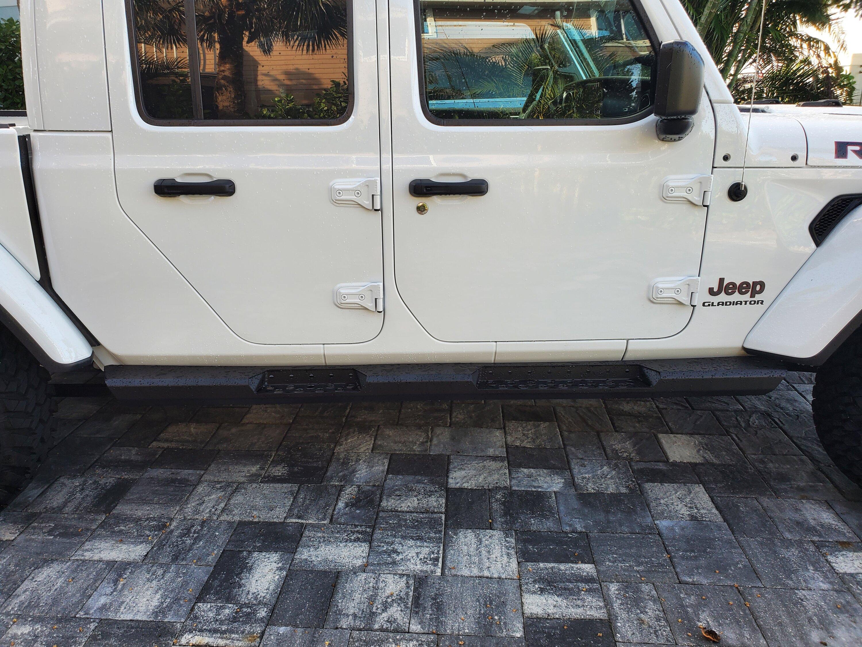 Jeep Gladiator LOD Destroyer Slider Steps 20221102_094918