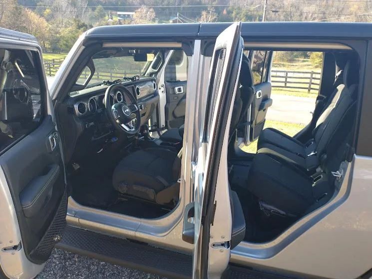 Jeep Gladiator 2022 Overland 2800 miles PRICE LOWERED IMG_20221103_162114833