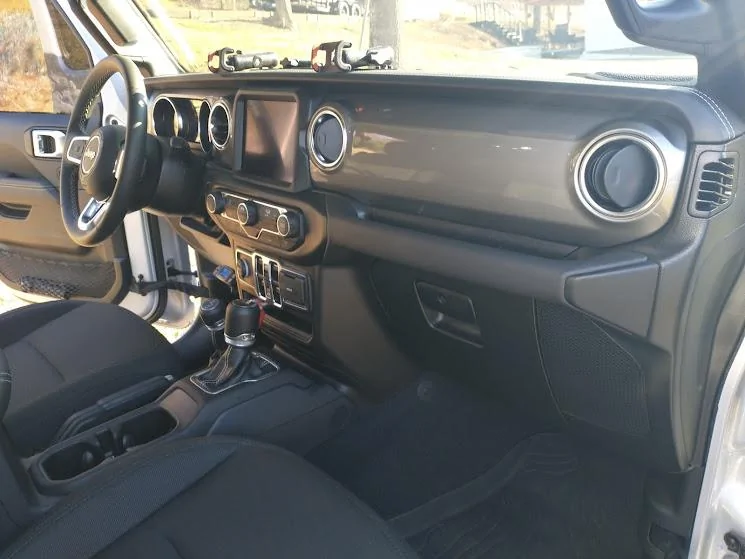 Jeep Gladiator 2022 Overland 2800 miles PRICE LOWERED IMG_20221103_162346191