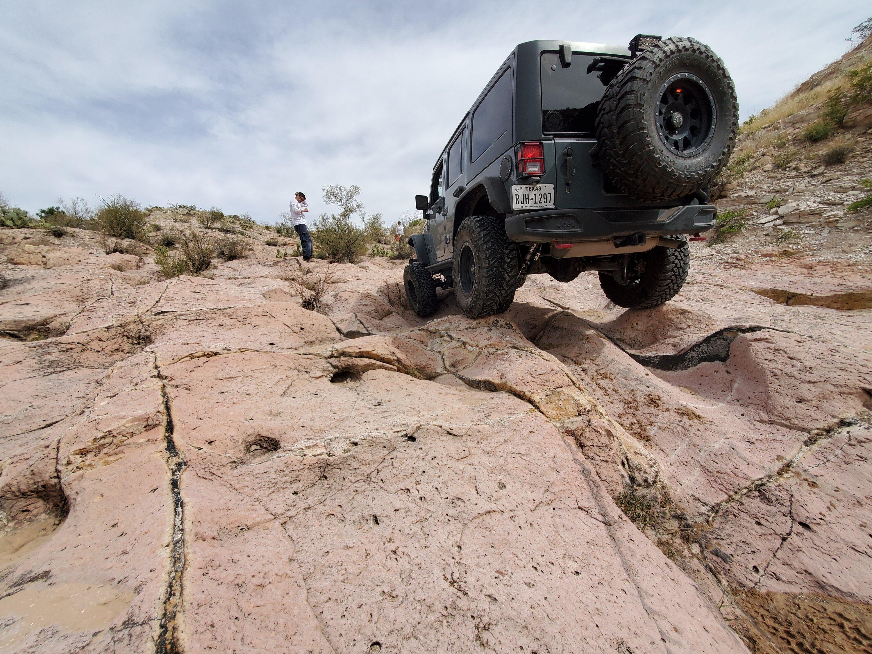Jeep Gladiator Let's see your favorite trail photos! 20221014_114117