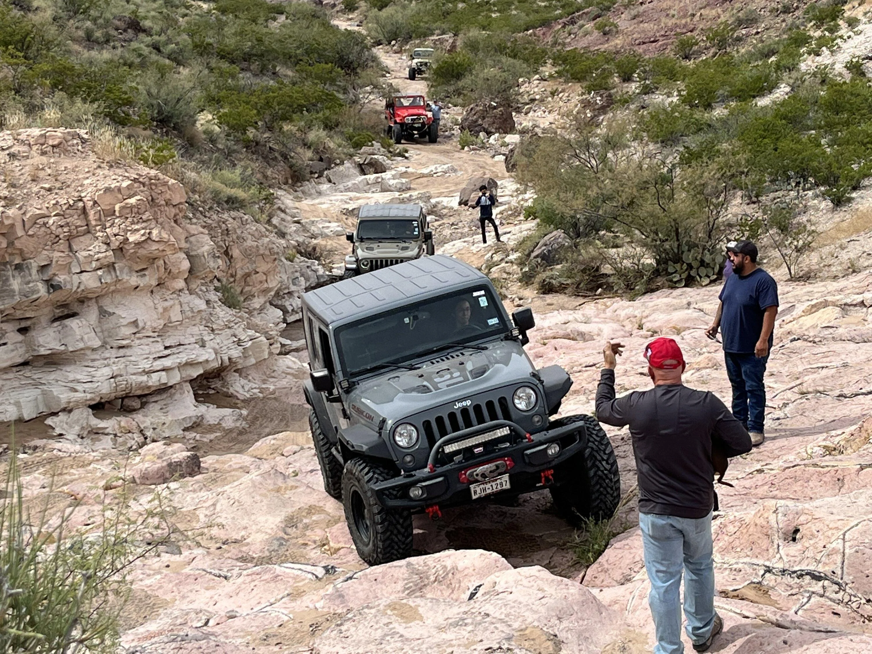 Jeep Gladiator Let's see your favorite trail photos! IMG_5512