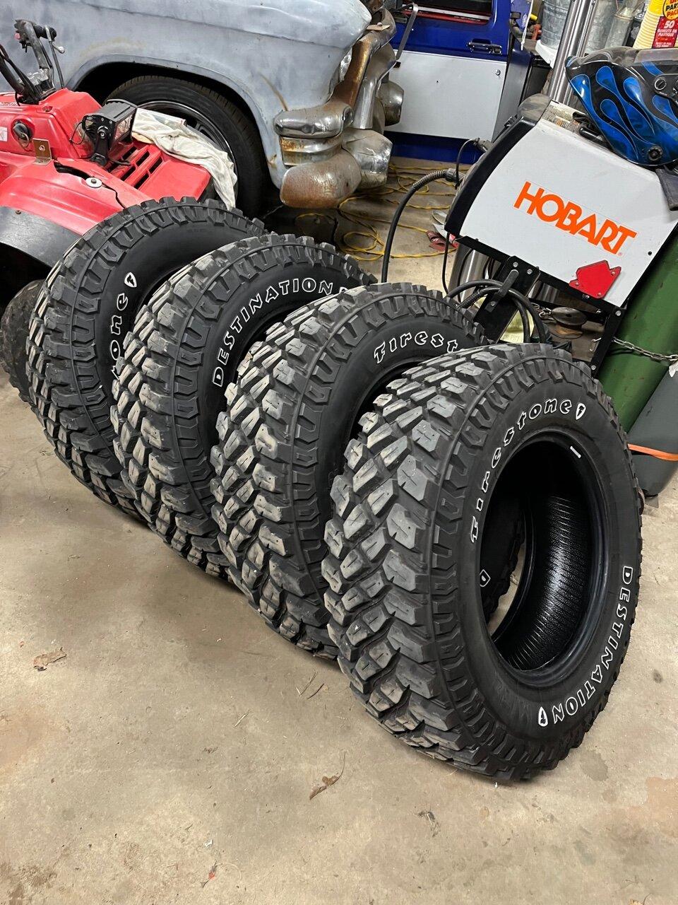 Jeep Gladiator Firestone destination MT2's 255/75r17 LRC IMG_1508