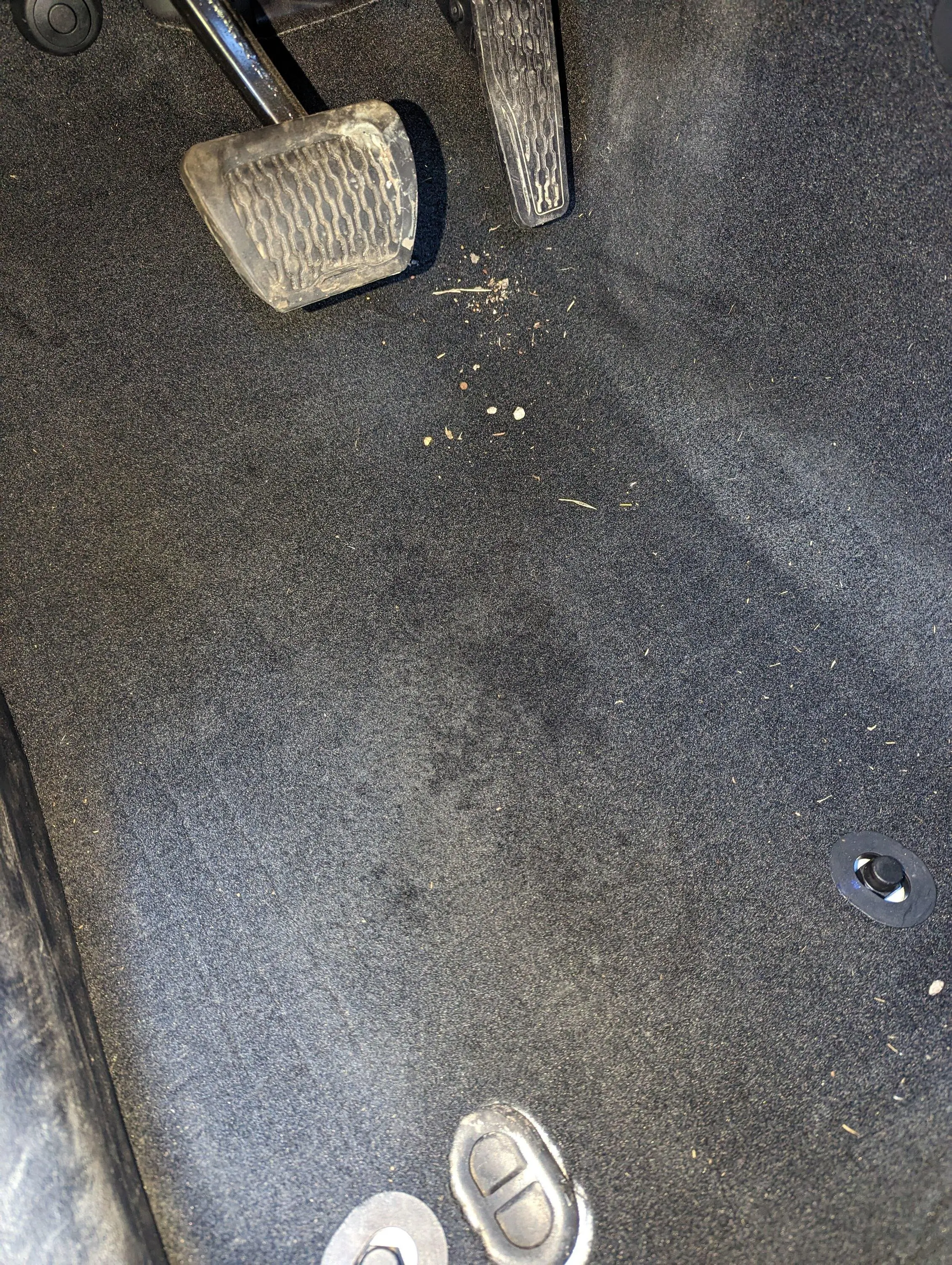 Jeep Gladiator Leaking after window replacement PXL_20221105_165909326