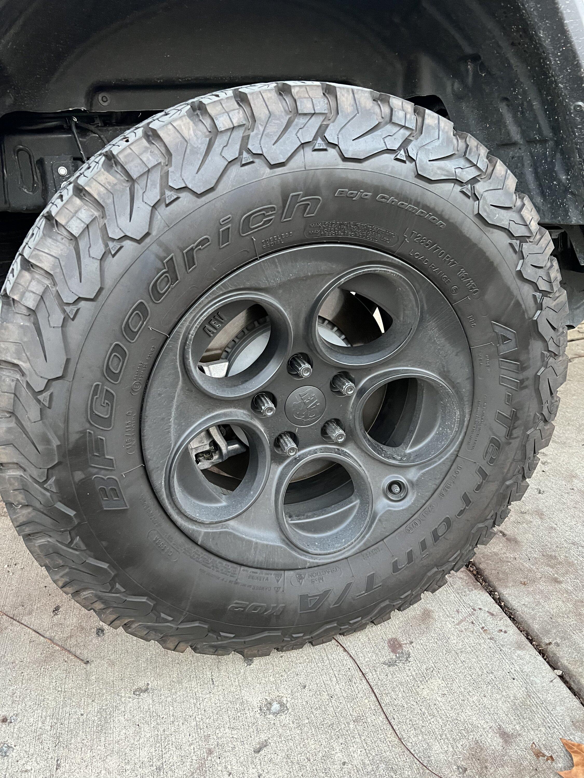 Jeep Gladiator AEV SAVEGRE 2 wheels/BFG KO2s 44F2DCA8-A2E2-43B4-A774-7A1FEB08FDAE
