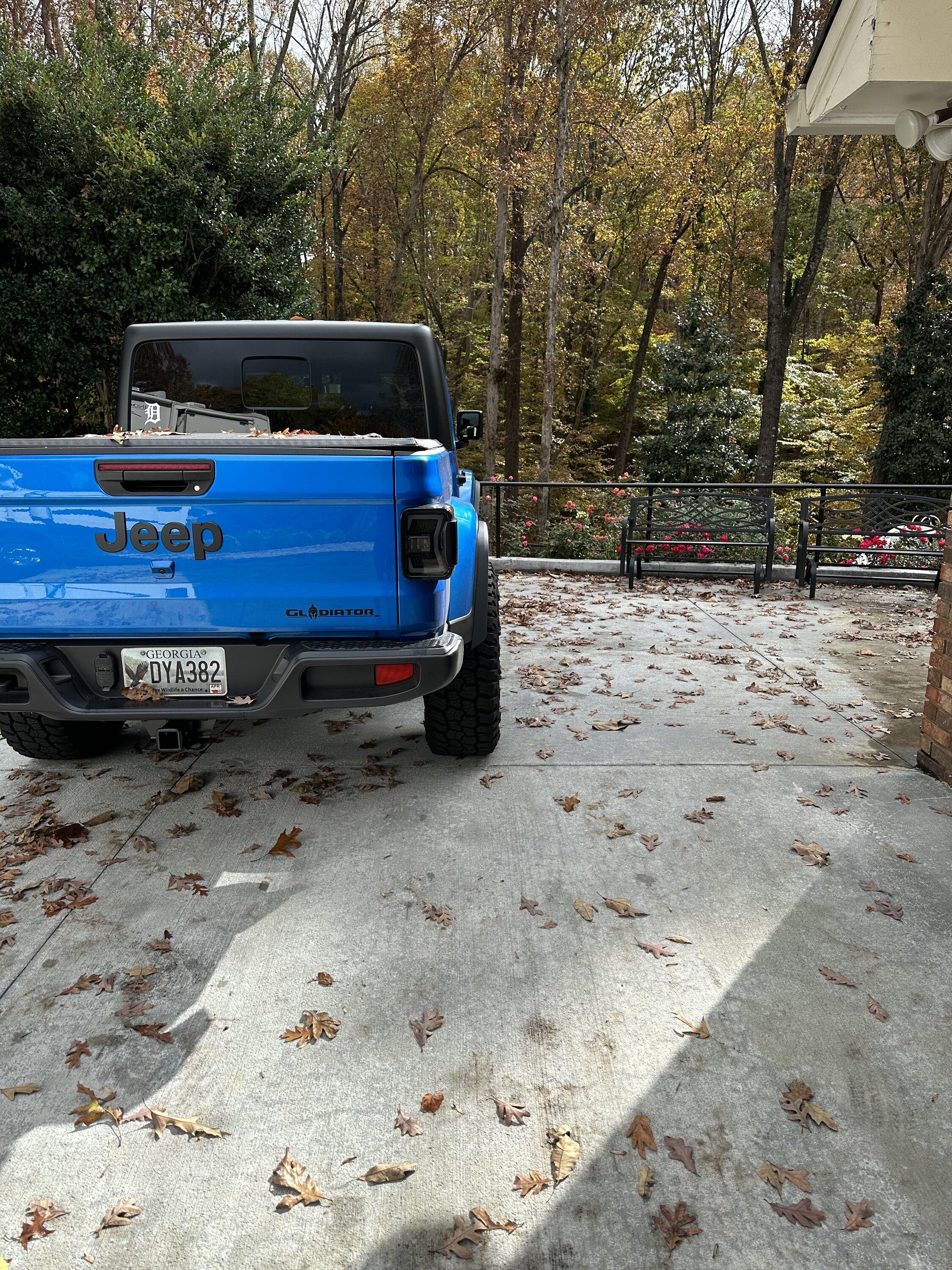Jeep Gladiator 2022 Hydro Blue Sport S Altitude 2798469F-190C-4EF9-BF8D-11626FF31FB4