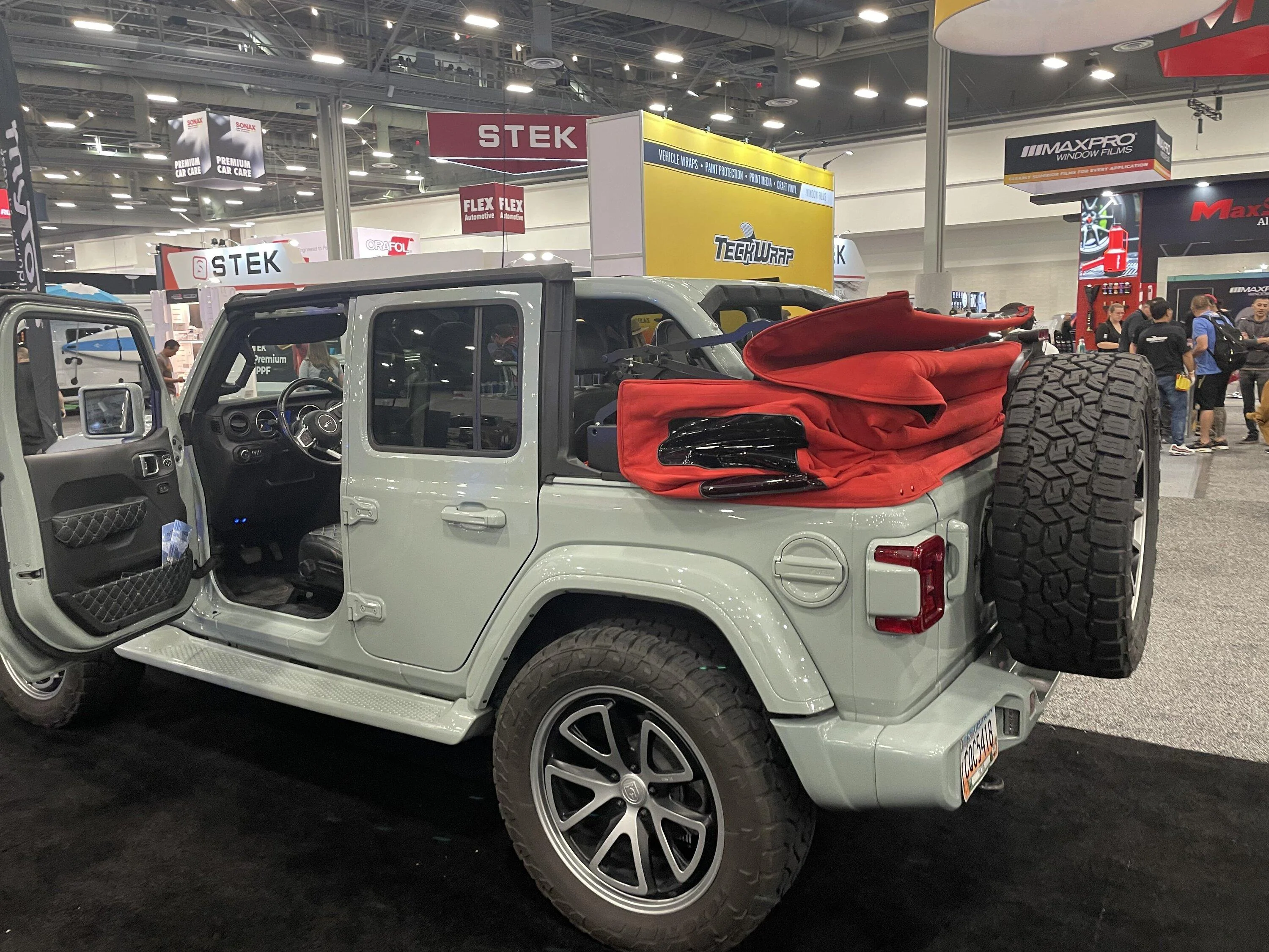 Jeep Gladiator SEMA 2022 Gladiators and Jeeps... IMG_9693