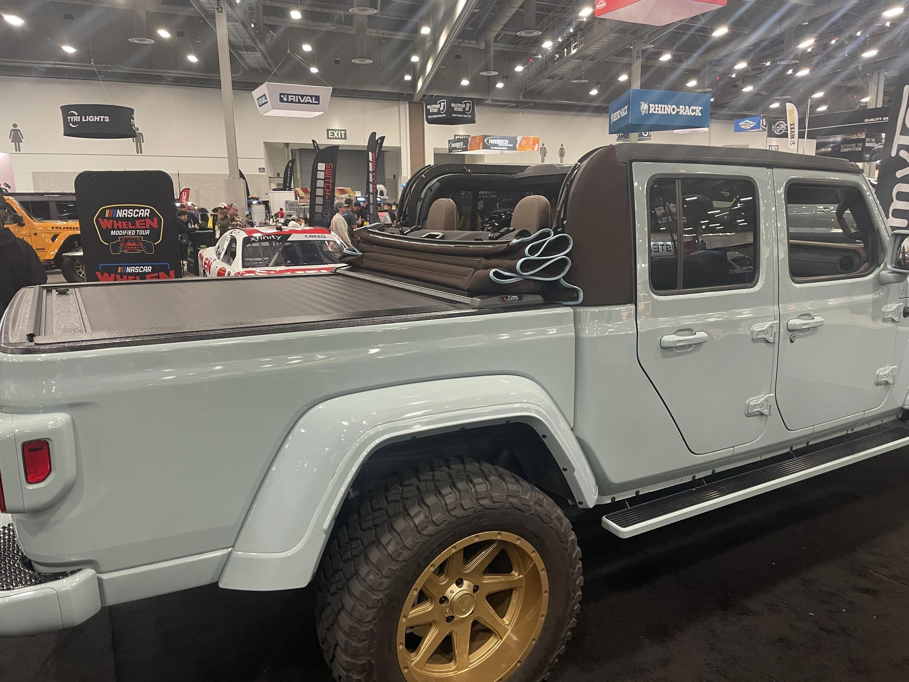 Jeep Gladiator SEMA 2022 Gladiators and Jeeps... IMG_9876