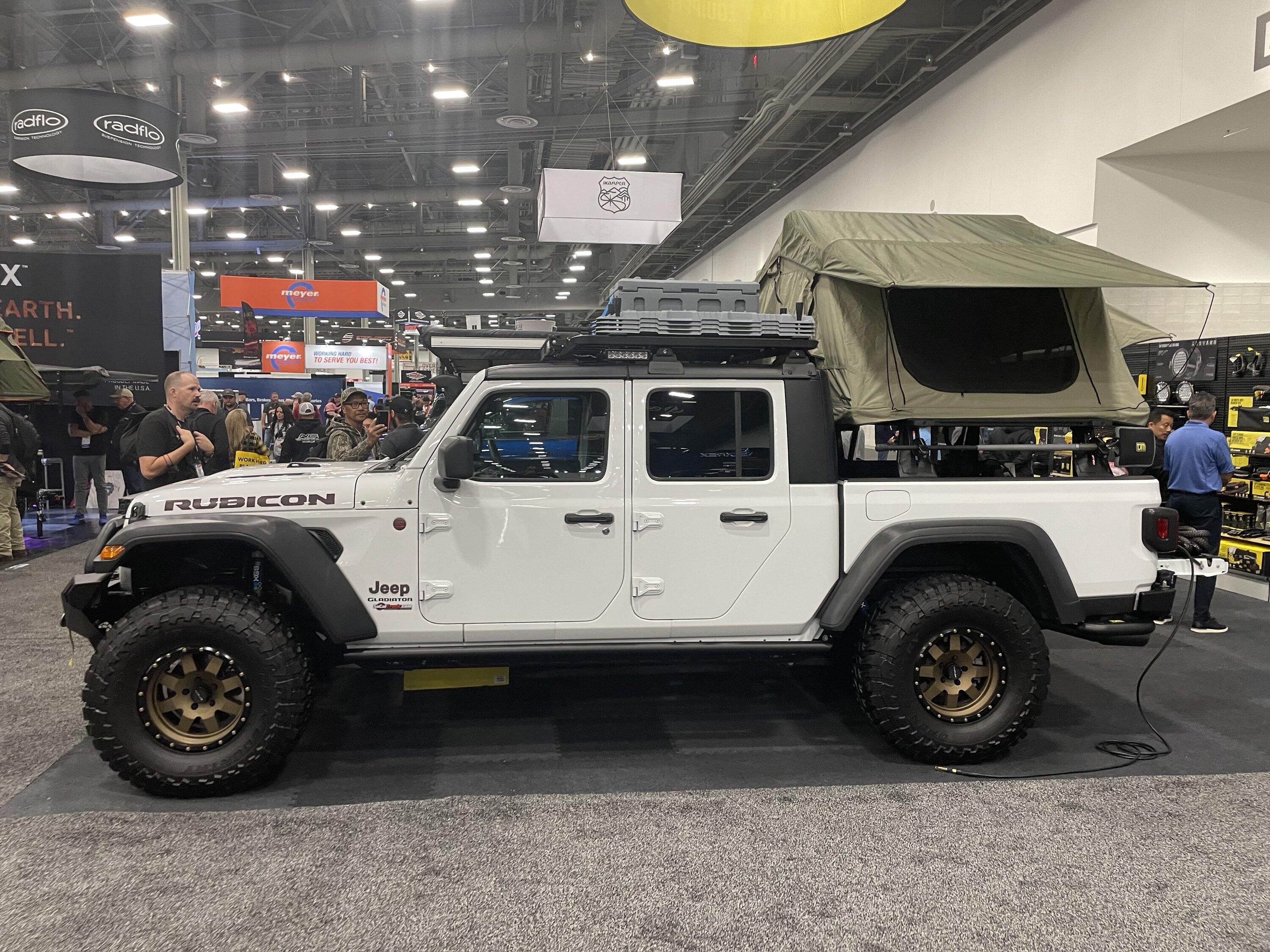 Jeep Gladiator SEMA 2022 Gladiators and Jeeps... IMG_9672