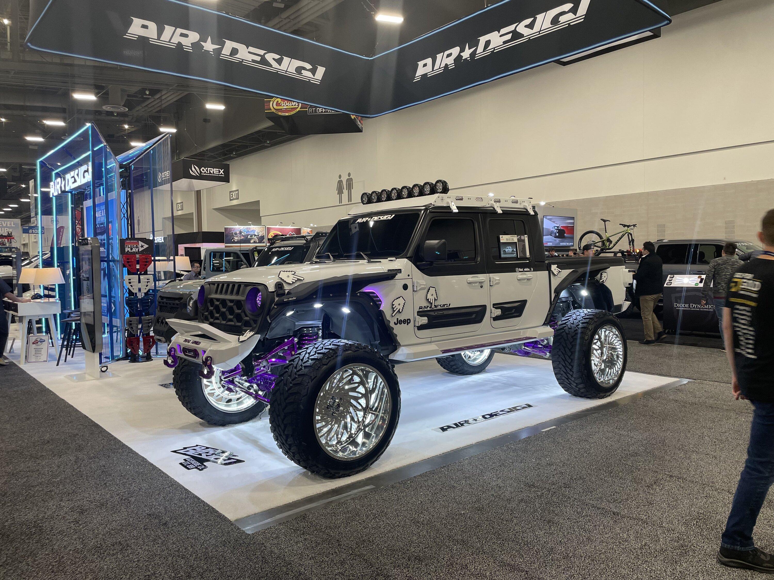 Jeep Gladiator SEMA 2022 Gladiators and Jeeps... IMG_9669