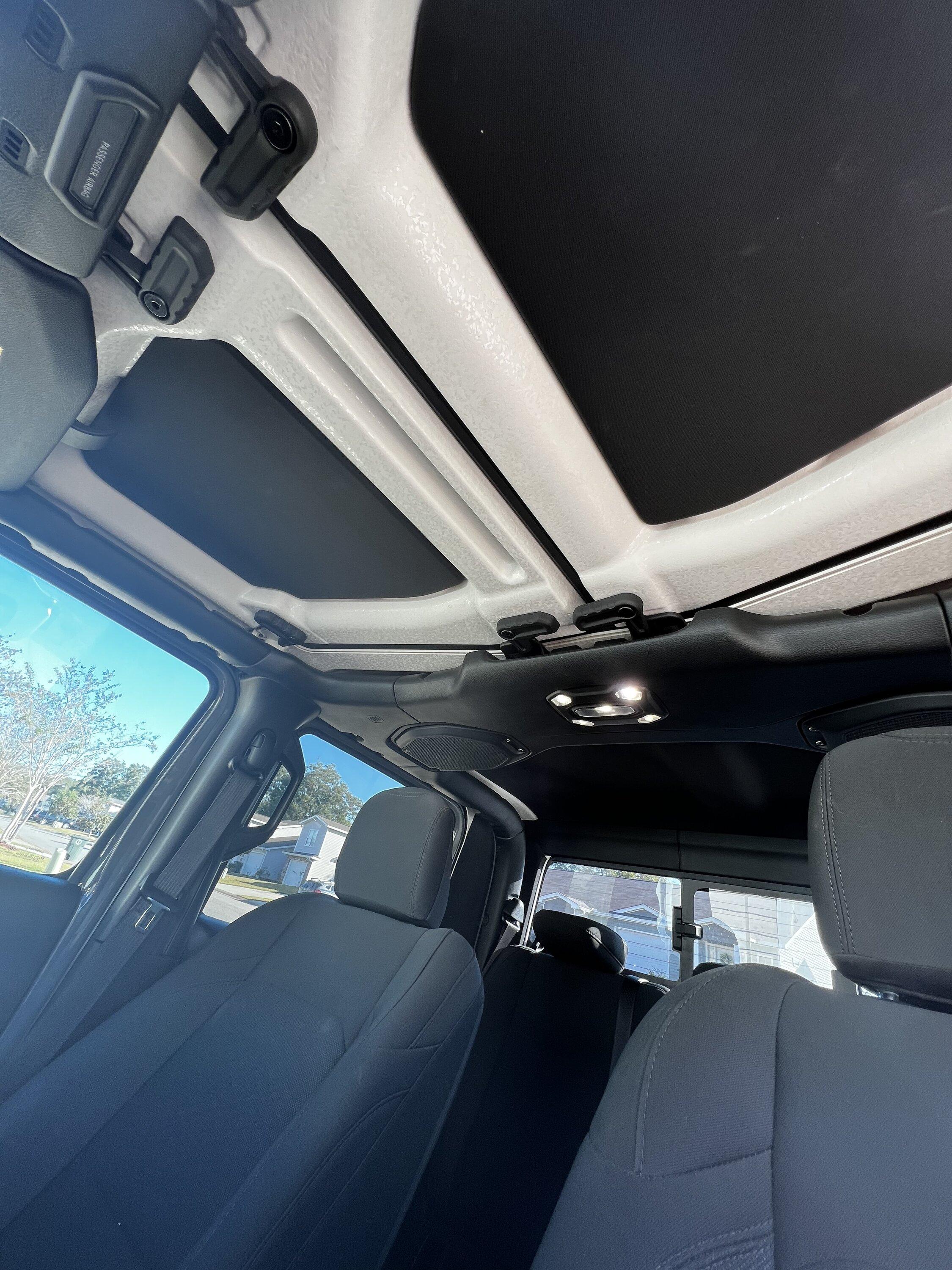 Jeep Gladiator 2021 Jeep Gladiator For Sale CC75E560-E6BA-47F2-BFE0-245277B8AC0A